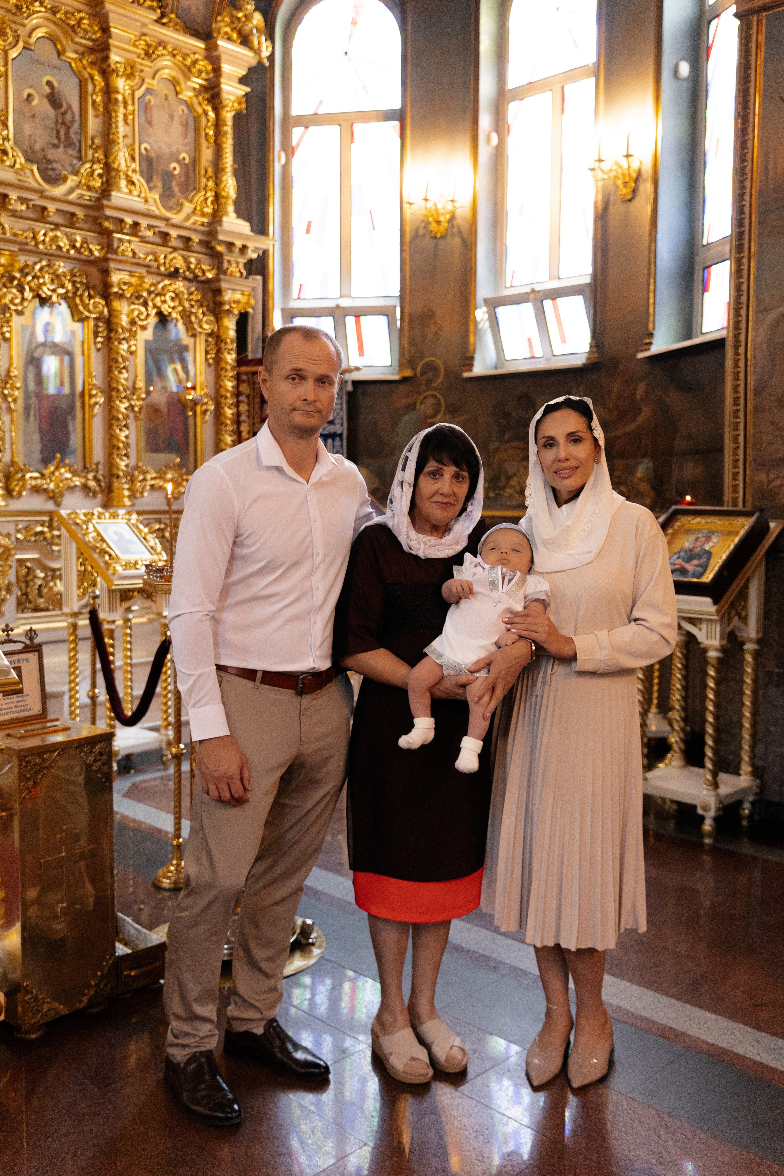 Крещение в Церкви иконы Божией Матери Целительницы. Свадебный фотограф и видеограф Краснодар, Ростов, Сочи, Новороссийск