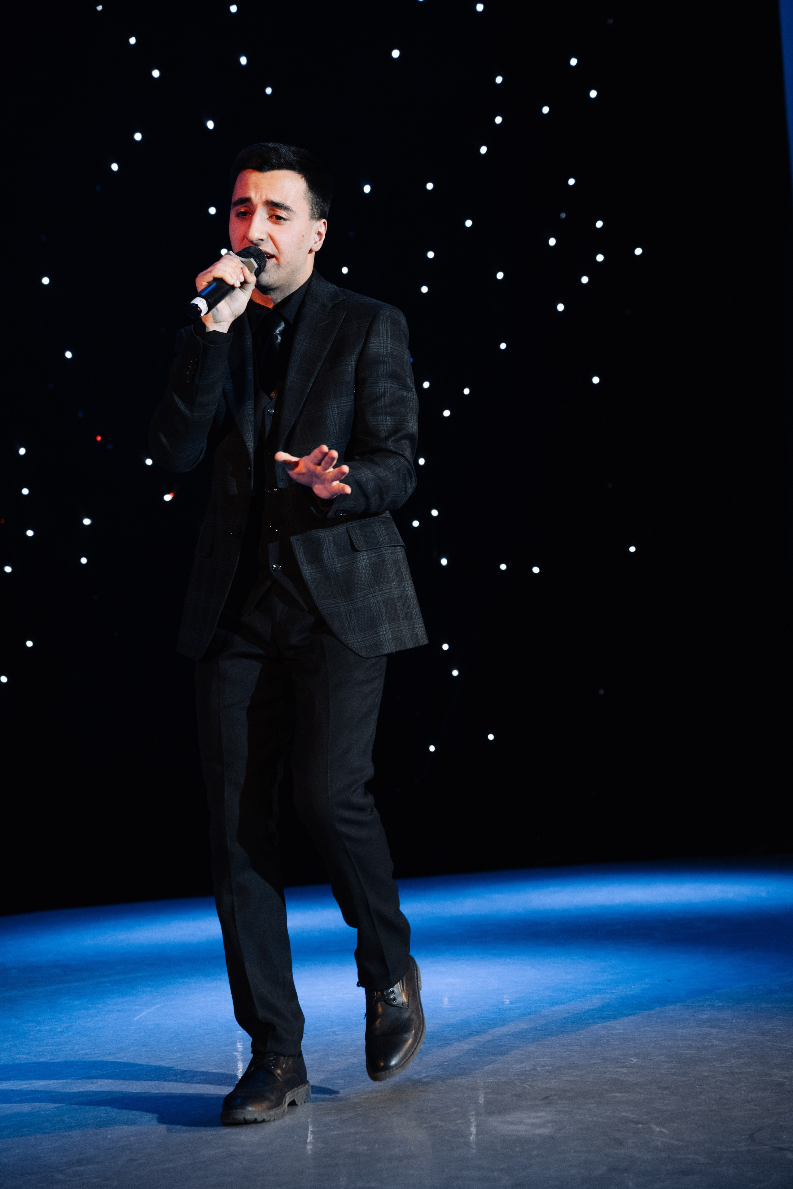 Благотворительный концерт в помощь Артему Сардаряну. Фотограф Артем Севостьянов. Профессиональная фотосъемка в Ногинске, Москве, Московской области и за границей