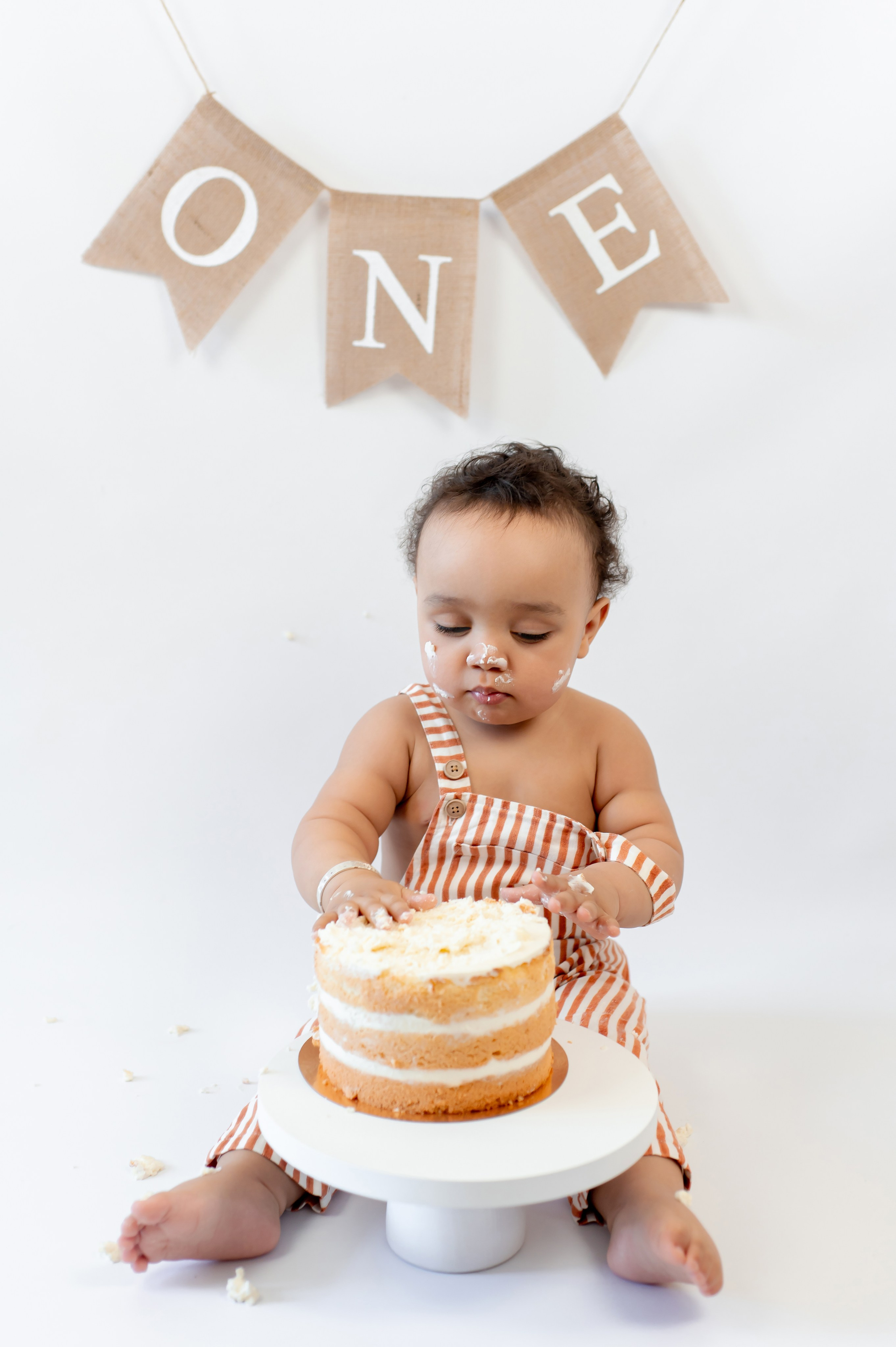 Талла. Детский и семейный фотограф Эльмира Веселова. Детская фотостудия Мира. Фотосессия на годик