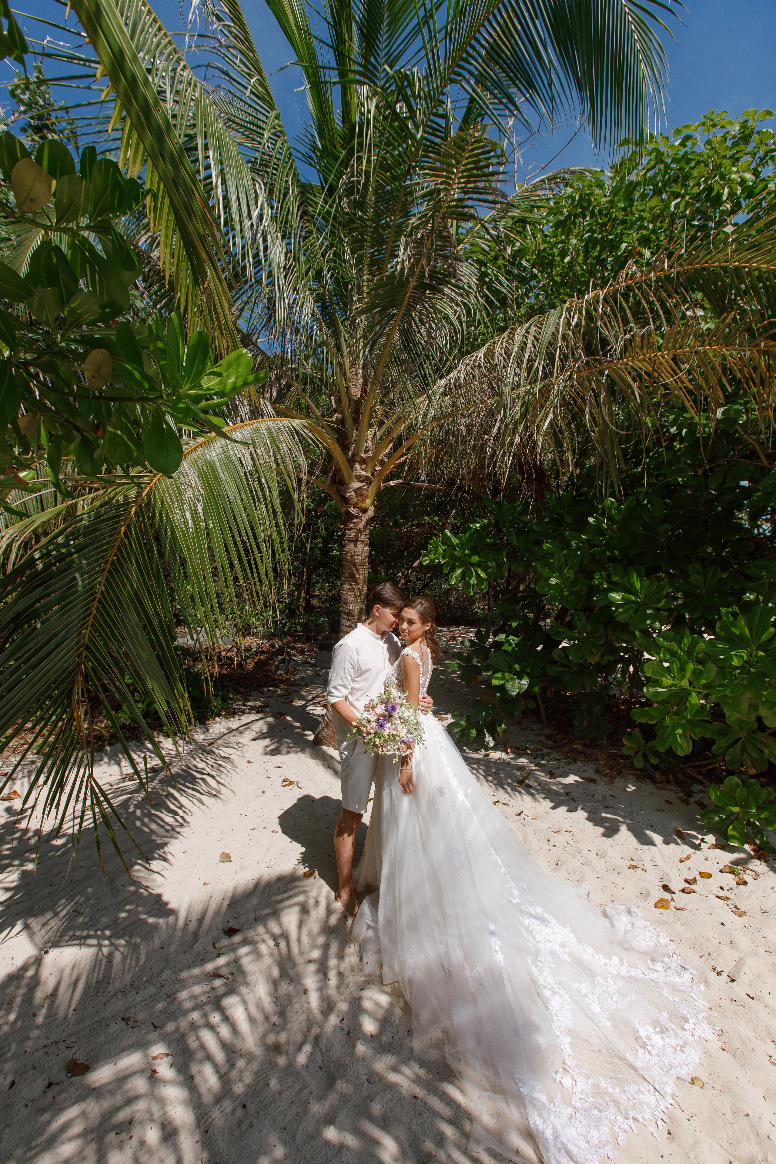 Свадебная фотосессия на острове Пхукет. Фотограф на Пхукете в Таиланде