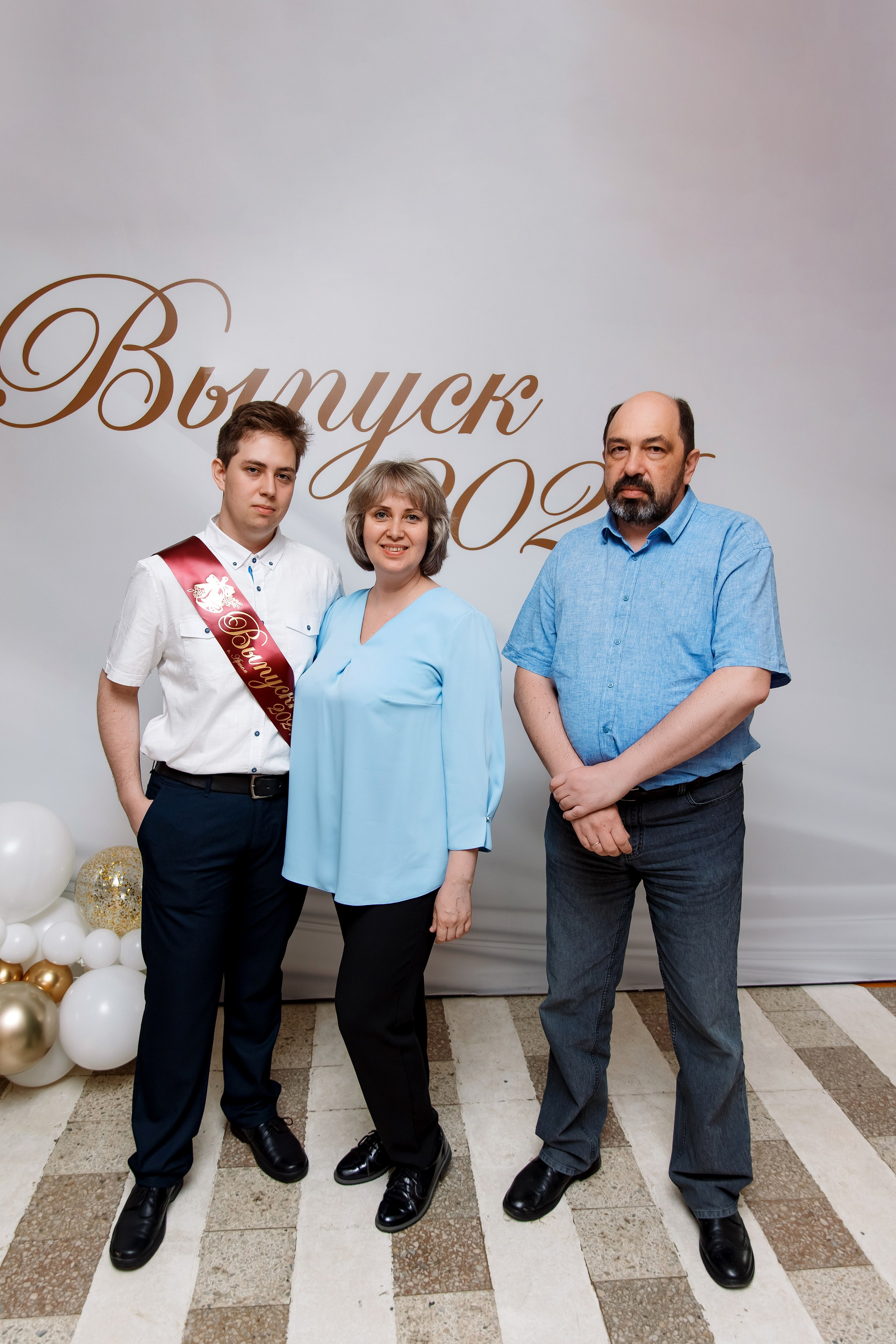 11 класс Последний звонок. Фотограф Любовь Корниенко, Примоский край