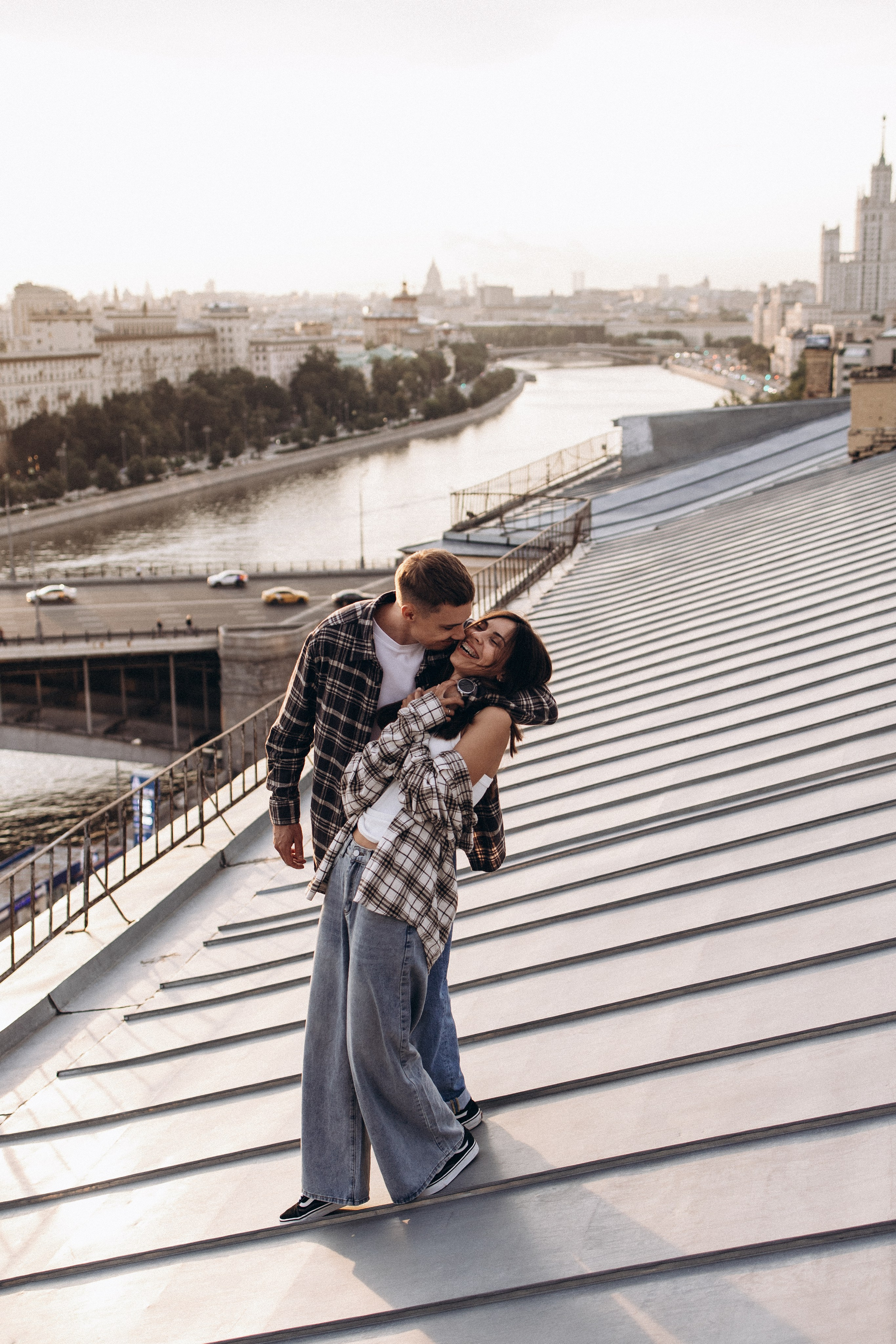 Виолетта и Макс на крыше. Семейный фотограф в Москве Марина Петра
