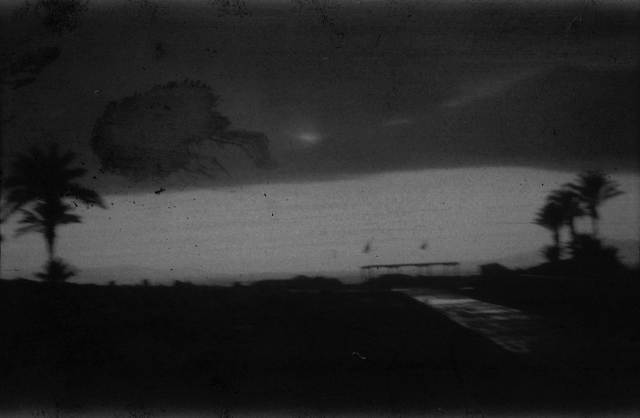 Armageddon. Татьяна Белякова — Фотохудожник | Концептуальная аналоговая фотография
