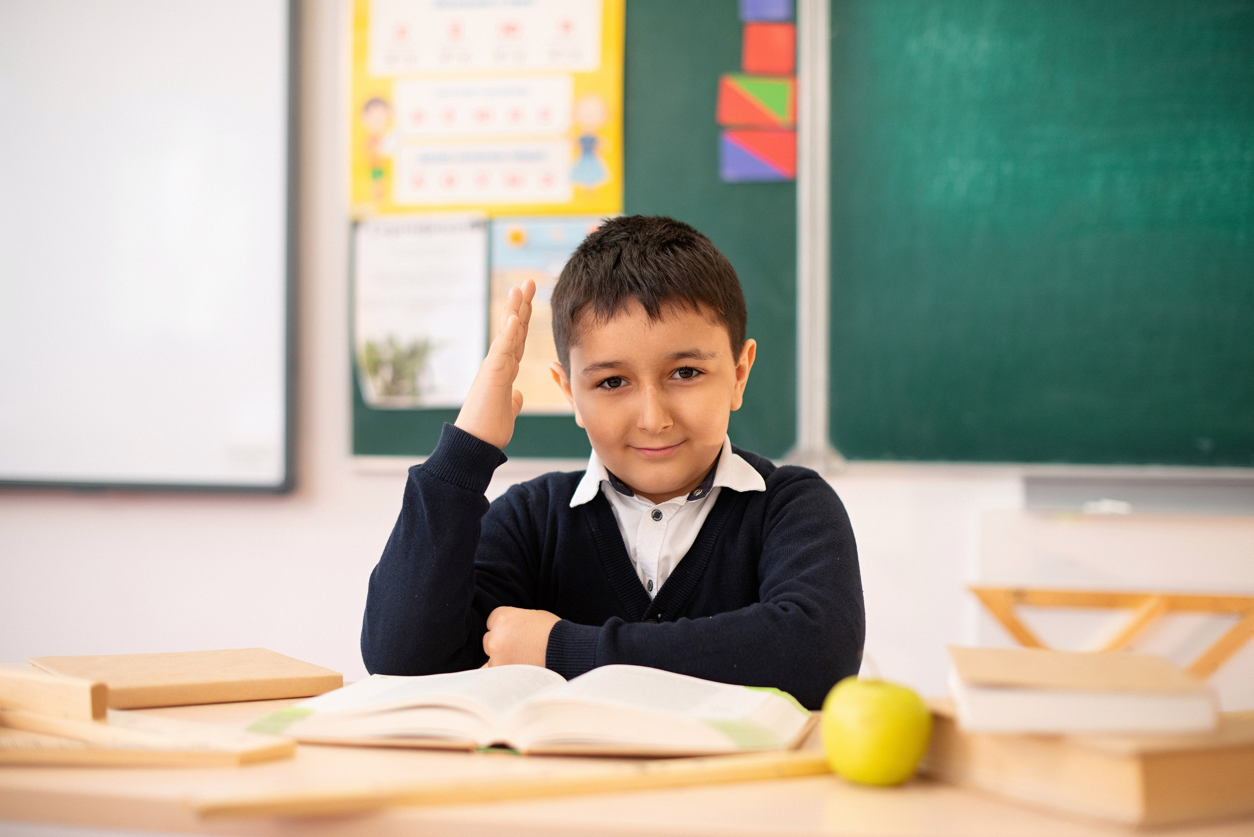 Фотографирую школьников для школьных выпускных альбомов и фотокниг в Сургуте и Нефтеюганске.