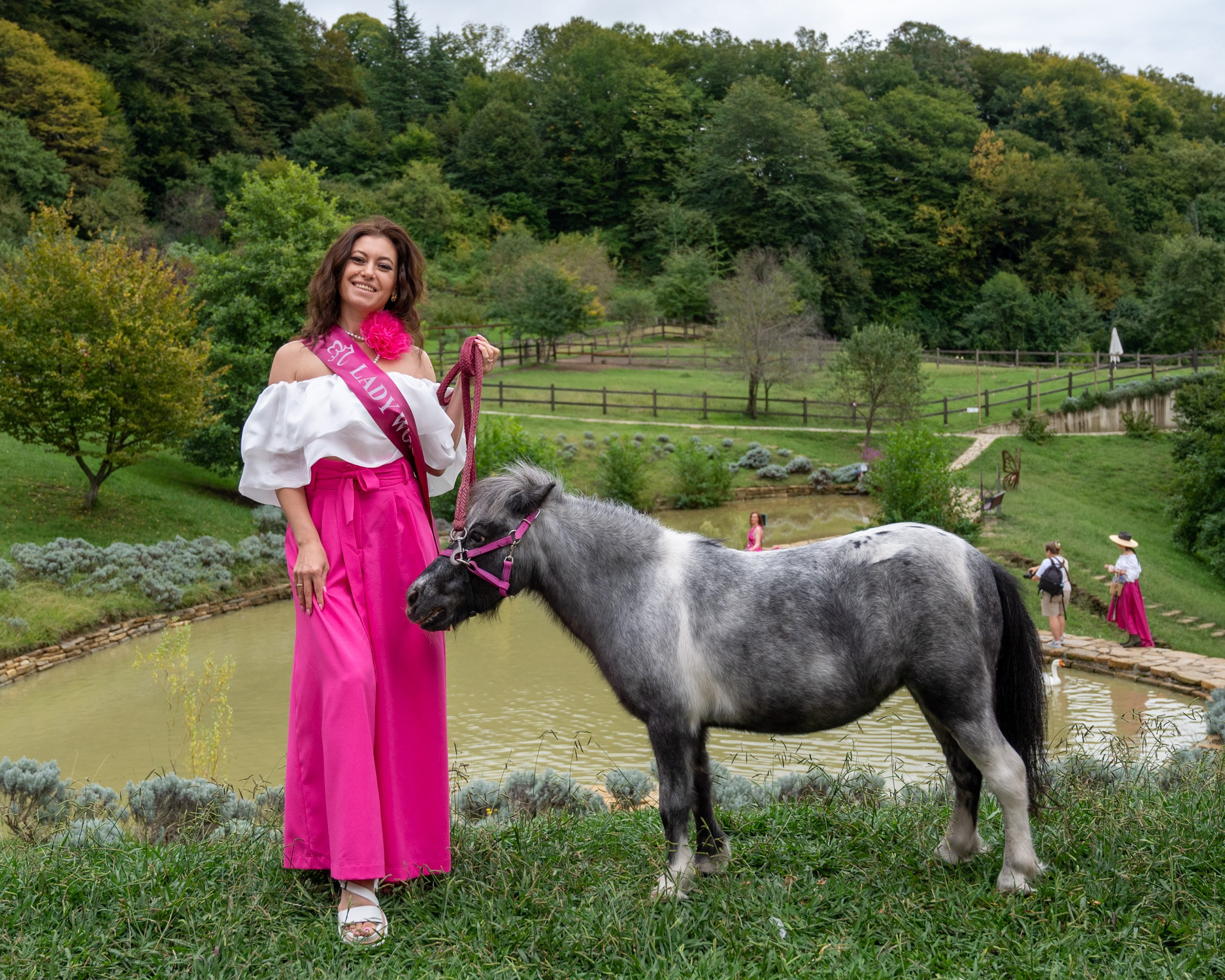 Ферма «ЭКЗАРХО» 03.10.2024 г. Фотографирую счастливых людей в Сочи