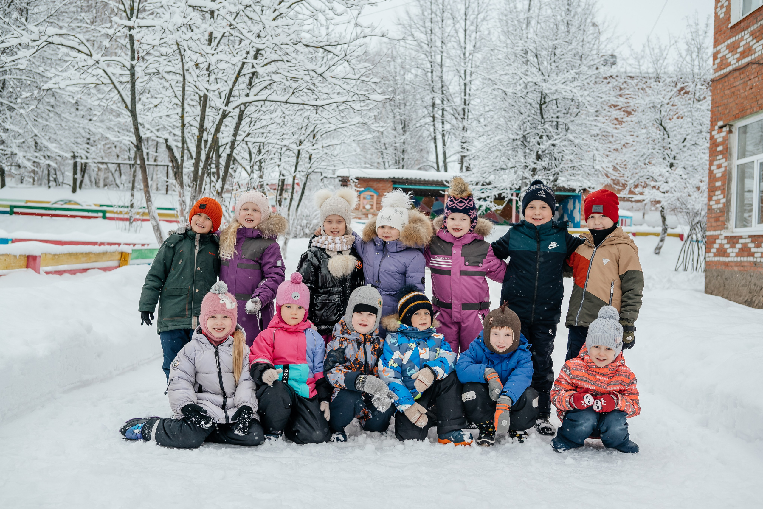 Детский сад. Фото. Современные выпускные альбомы. Воткинск