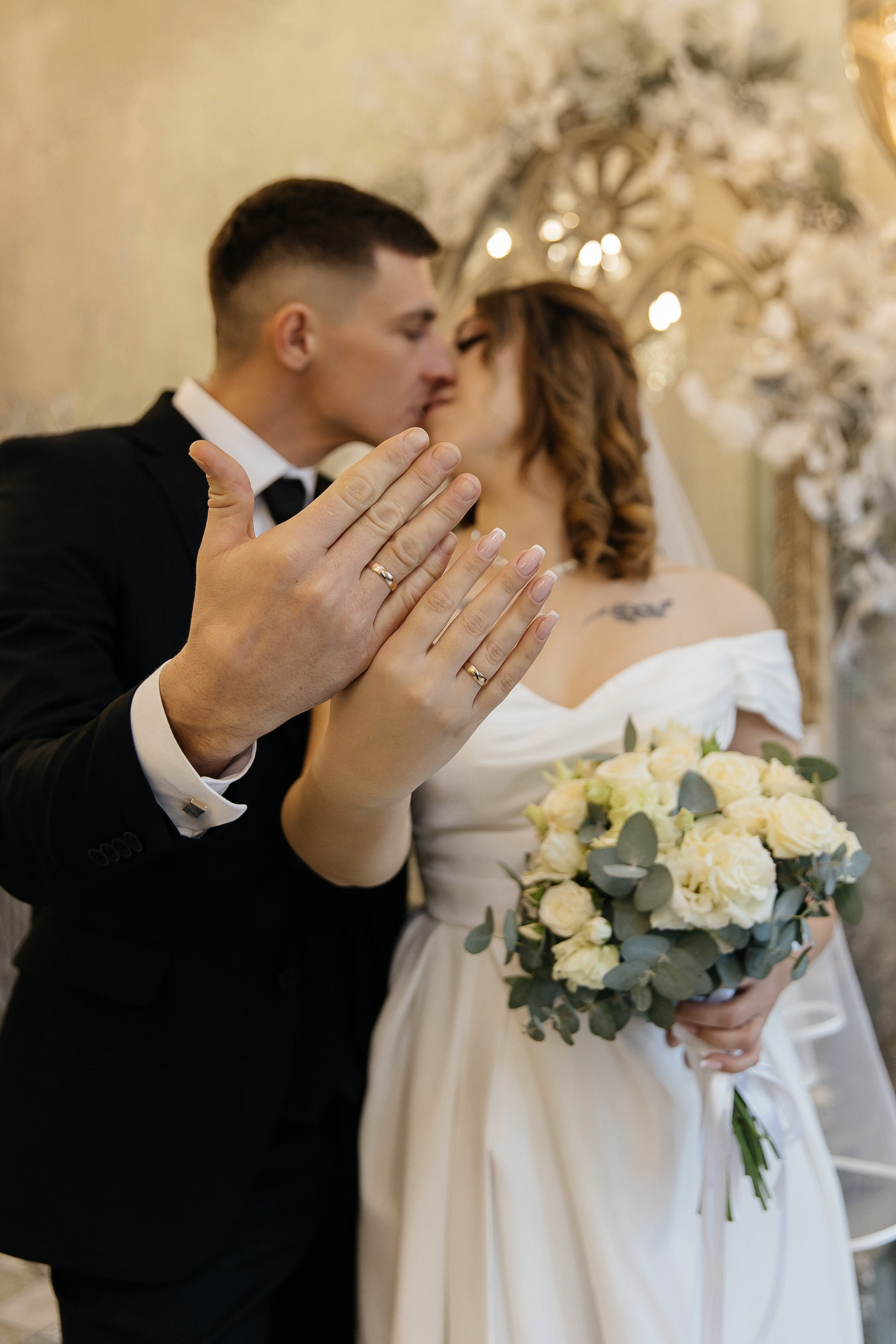 Свадебная фотоессия в фотостудии «Готика» 25.12.2024. Свадебный и семейный фотограф Виолетта Сидельникова. Краснодар, Россия, Беларусь, Европа