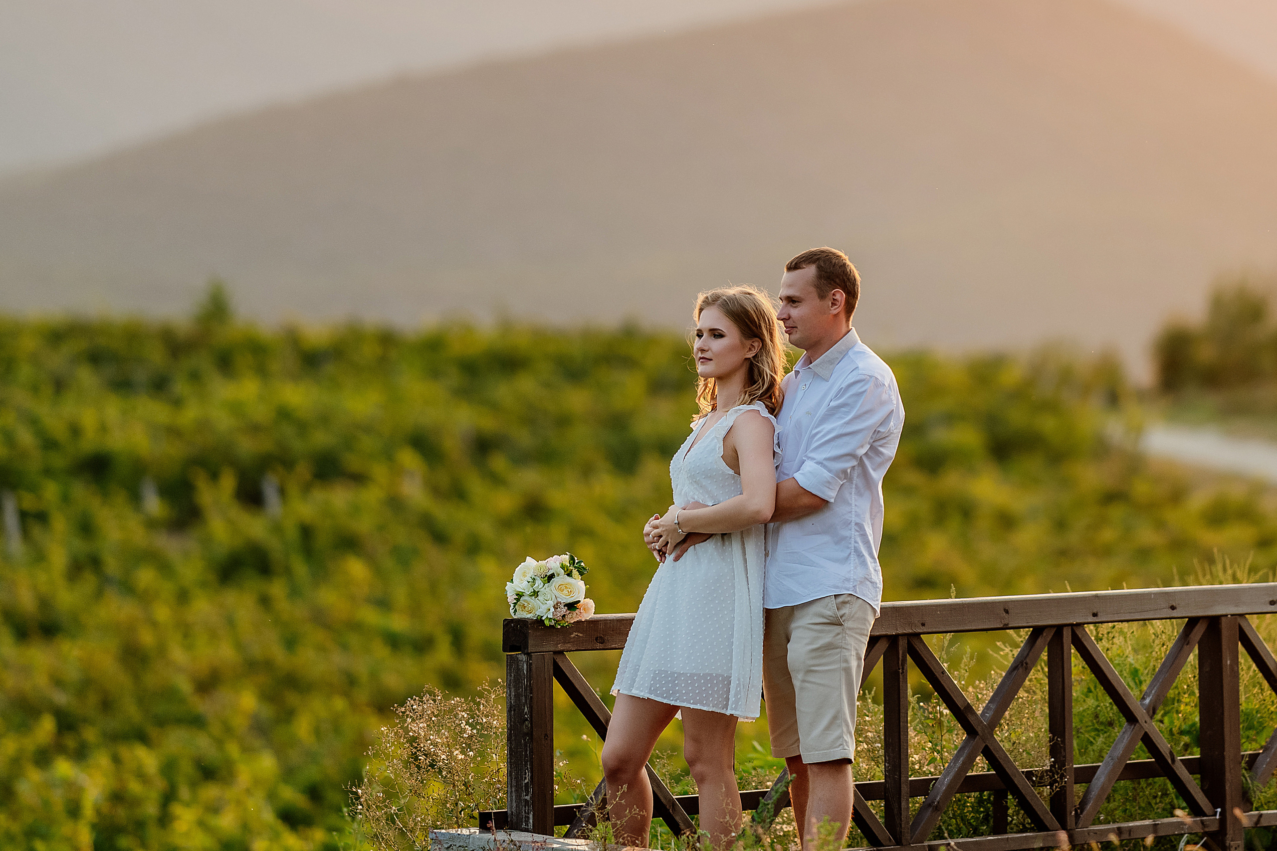 Свадьба любовь фотосессия лавстори абрау дюрсо. Свадебный фотограф Новороссийск Марина КрамарИна Полещук