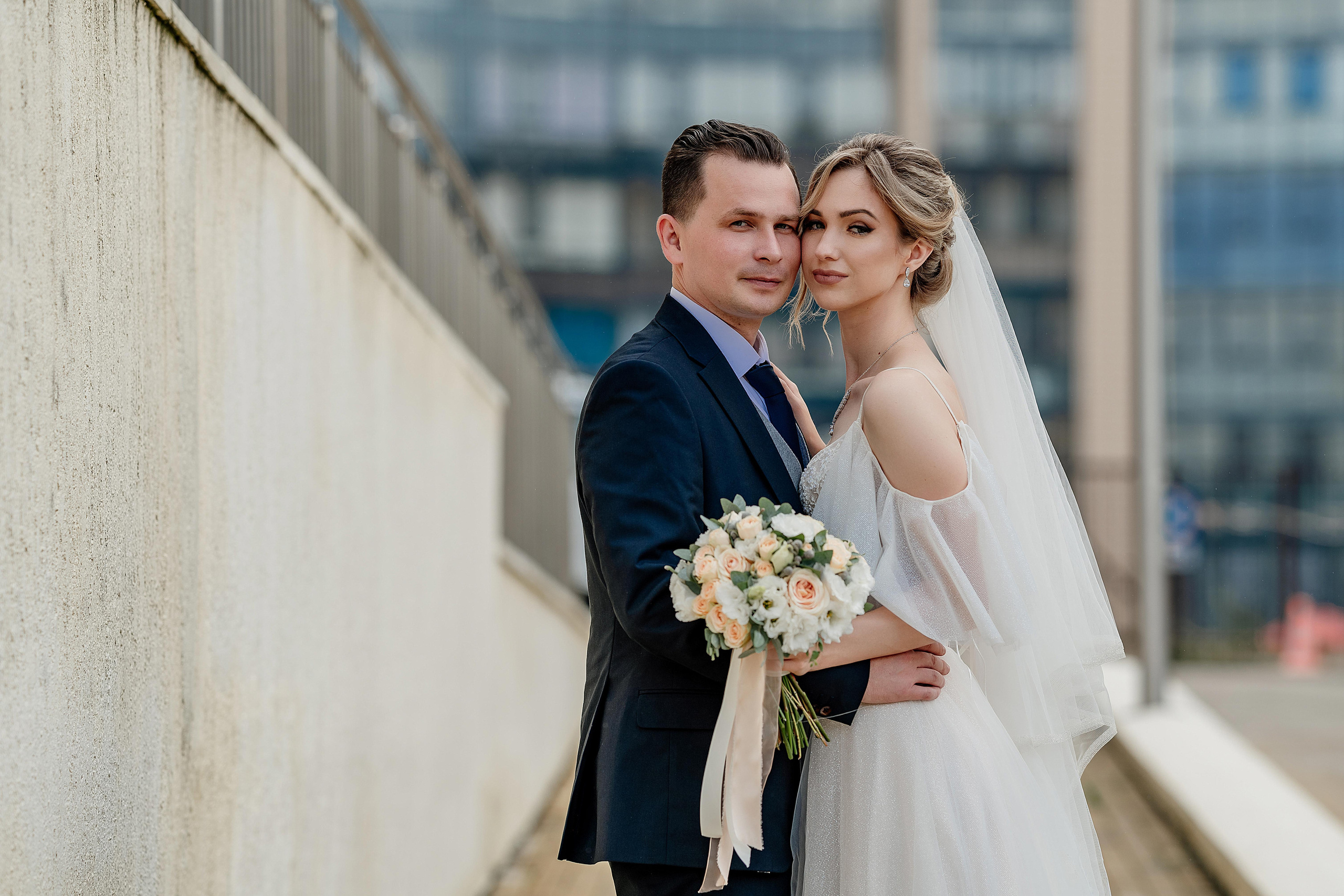 Свадебная фотосессия, свадьба летом, жених и невеста. Свадебный фотограф Новороссийск Марина КрамарИна Полещук