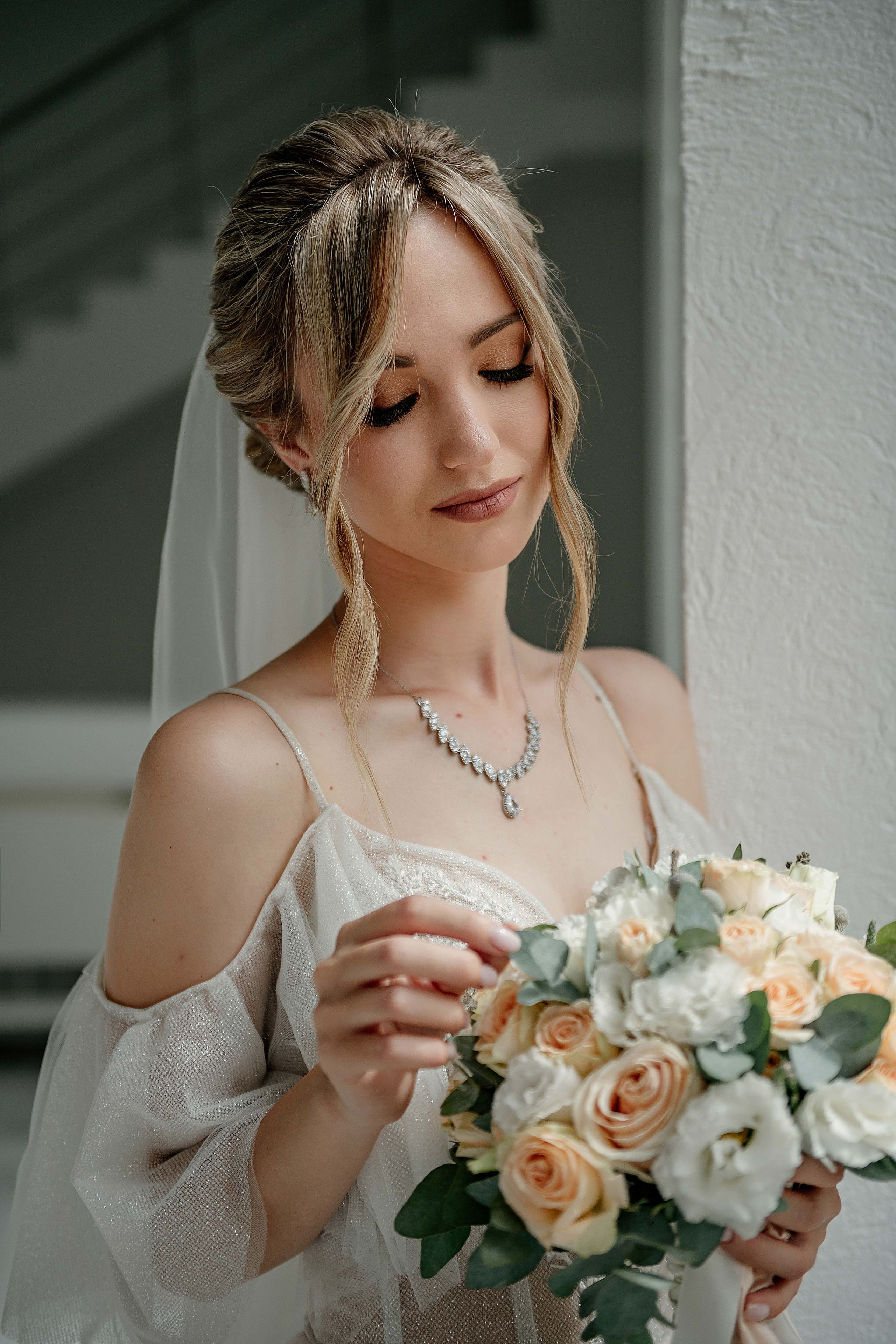 Свадебная фотосессия, свадьба летом, жених и невеста. Свадебный фотограф Новороссийск Марина КрамарИна Полещук