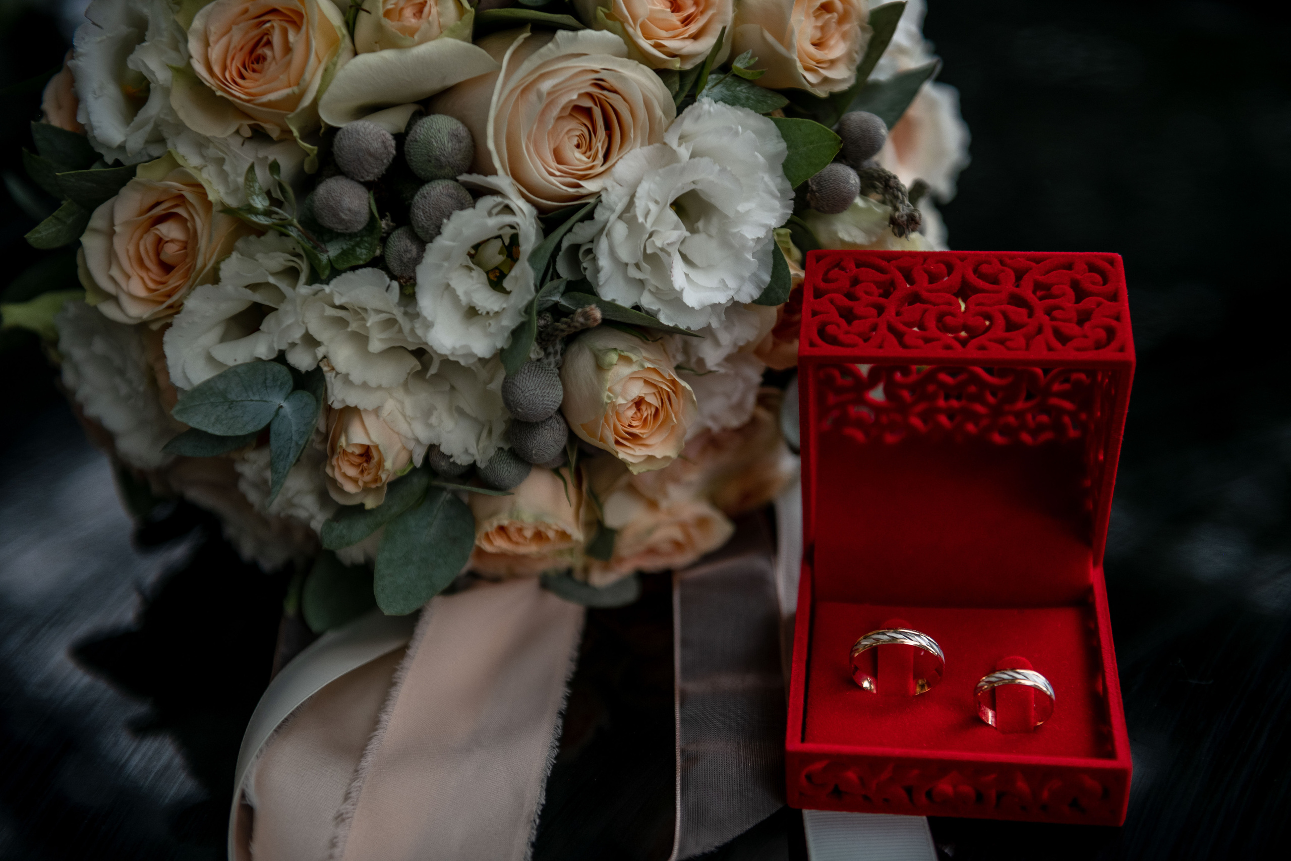 Свадебная фотосессия, свадьба летом, жених и невеста. Свадебный фотограф Новороссийск Марина КрамарИна Полещук