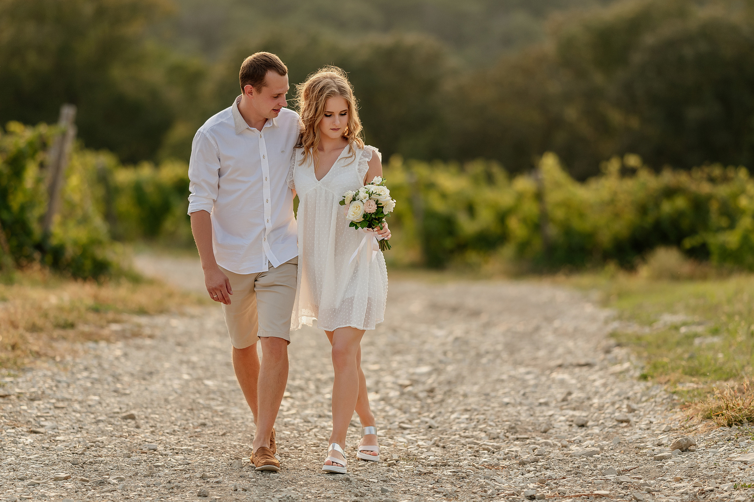 Свадьба любовь фотосессия лавстори абрау дюрсо. Свадебный фотограф Новороссийск Марина КрамарИна Полещук