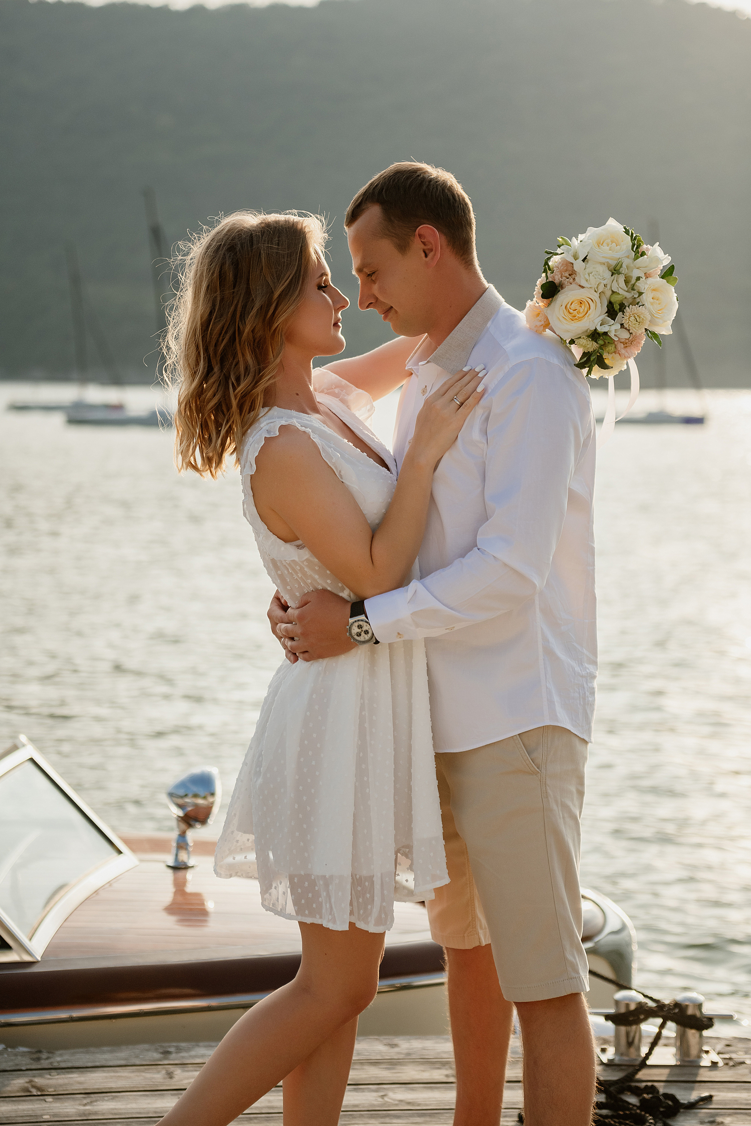 Свадьба любовь фотосессия лавстори абрау дюрсо. Свадебный фотограф Новороссийск Марина КрамарИна Полещук