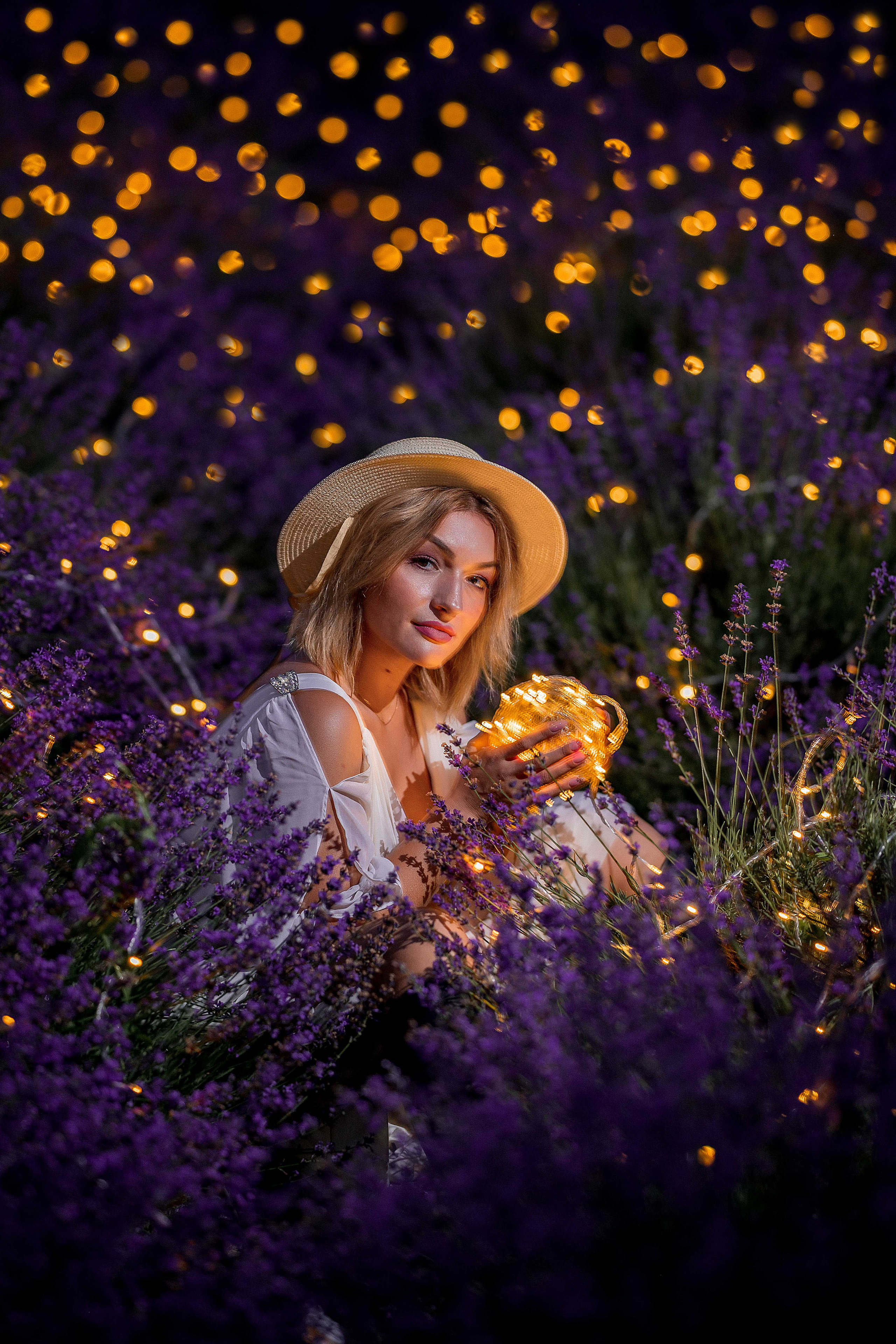 Фотосессия в лаванде, лавандовое поле, идеи для съемки в лаванде. Свадебный фотограф Новороссийск Марина КрамарИна Полещук
