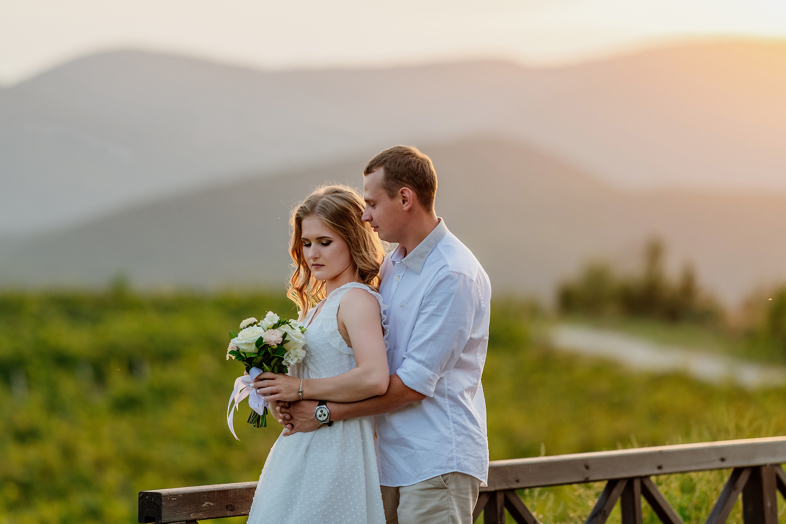 Свадьба любовь фотосессия лавстори абрау дюрсо. Свадебный фотограф Новороссийск Марина КрамарИна Полещук