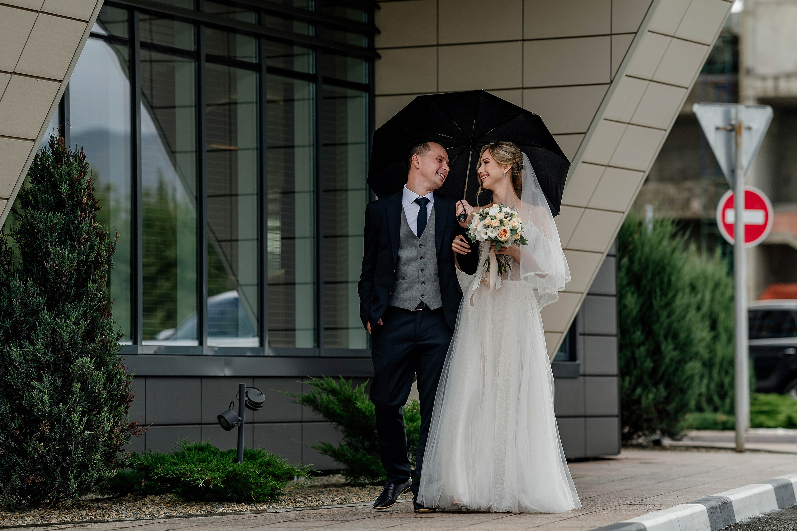 Свадебная фотосессия, свадьба летом, жених и невеста. Свадебный фотограф Новороссийск Марина КрамарИна Полещук