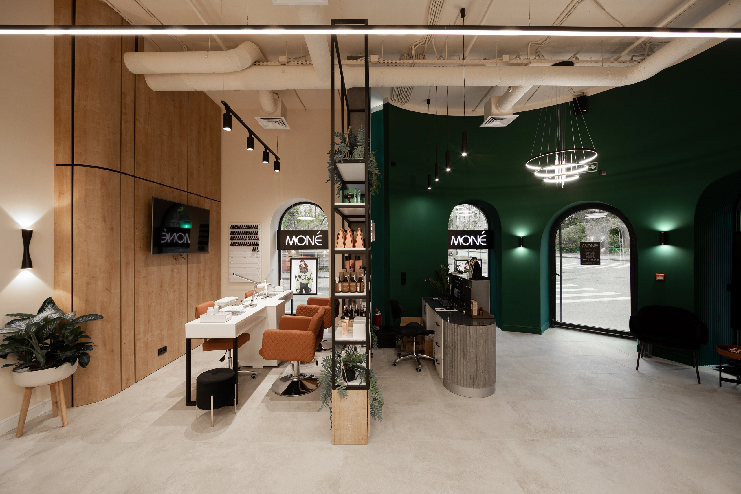 Если вы ищете профессионального фотографа интерьеров, обращайтесь! Гарантирую вам качественный результат и полное соответствие вашим требованиям и условиям.