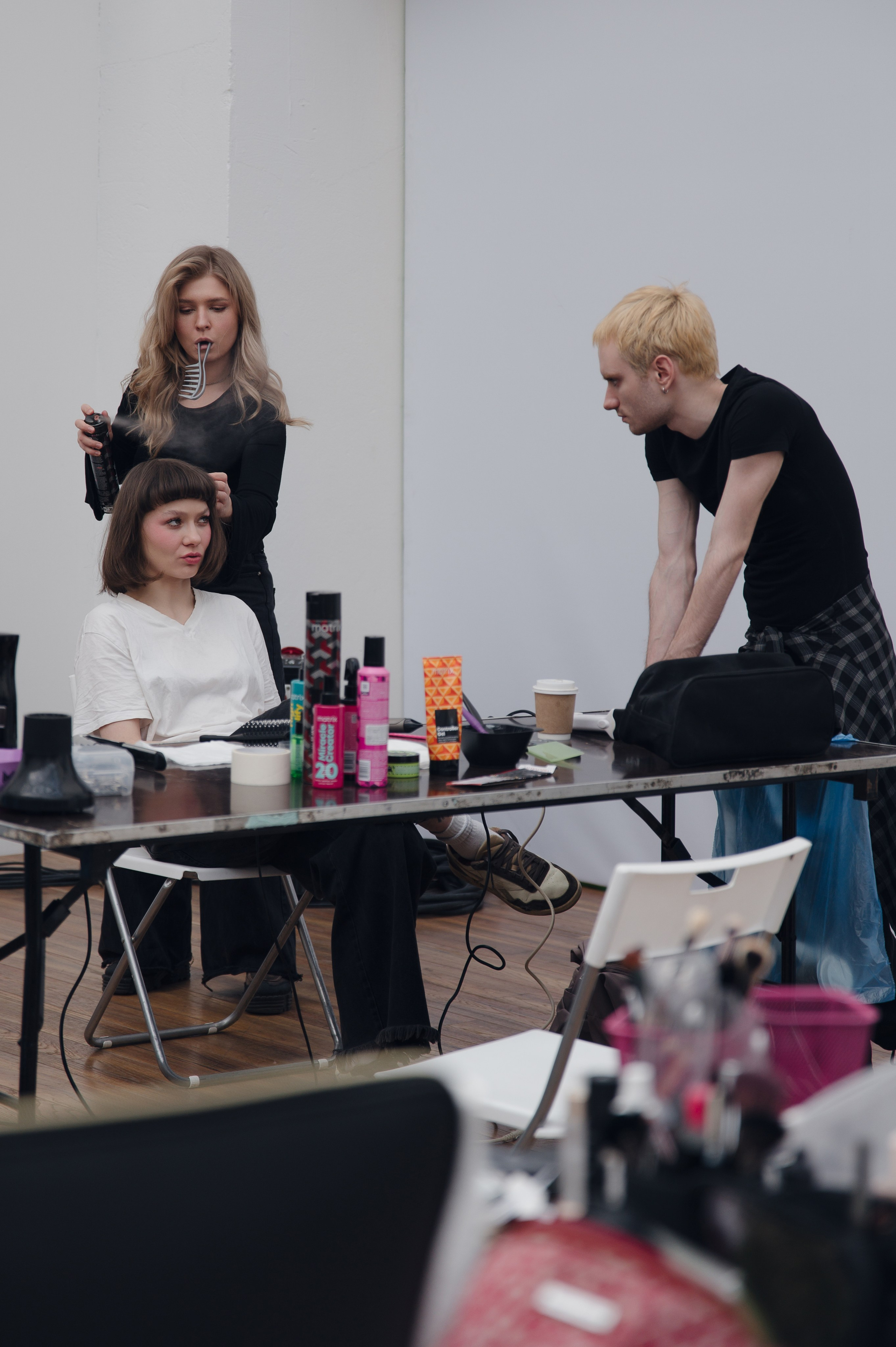 Бекстейдж показа «Новые Имена» собака.ru|ДЛТ. Портретный и репортажный фотограф в Санкт-Петербурге