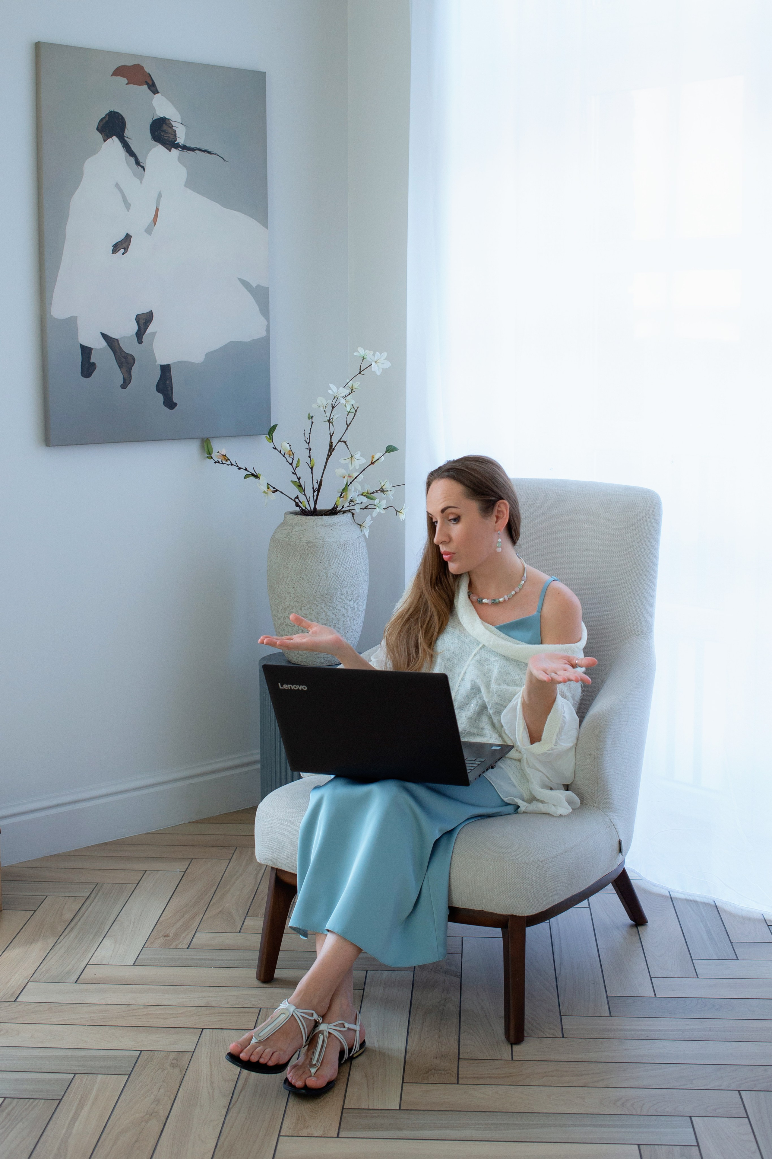Профессиональные фото психолога для сайта и соцсетей в СПб. Портретные фотосессии, контент-съемки, репортаж