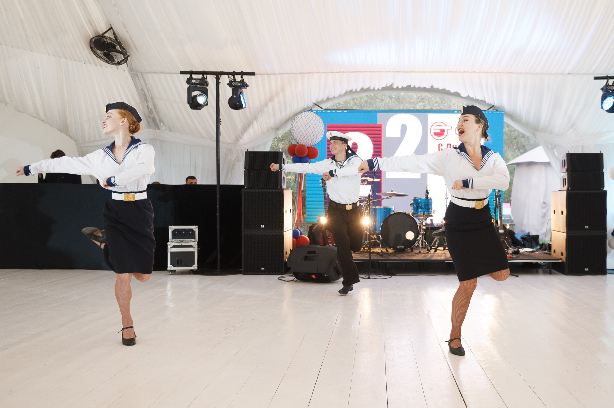 Морская вечеринка в честь Дня Рождения компании. Корпоратив в морской тематике с элементами тимбилдинга для коллектива команды IT компании. Идеи для корпоратива. Организатор корпоратива агентство ПИОН +79037387515