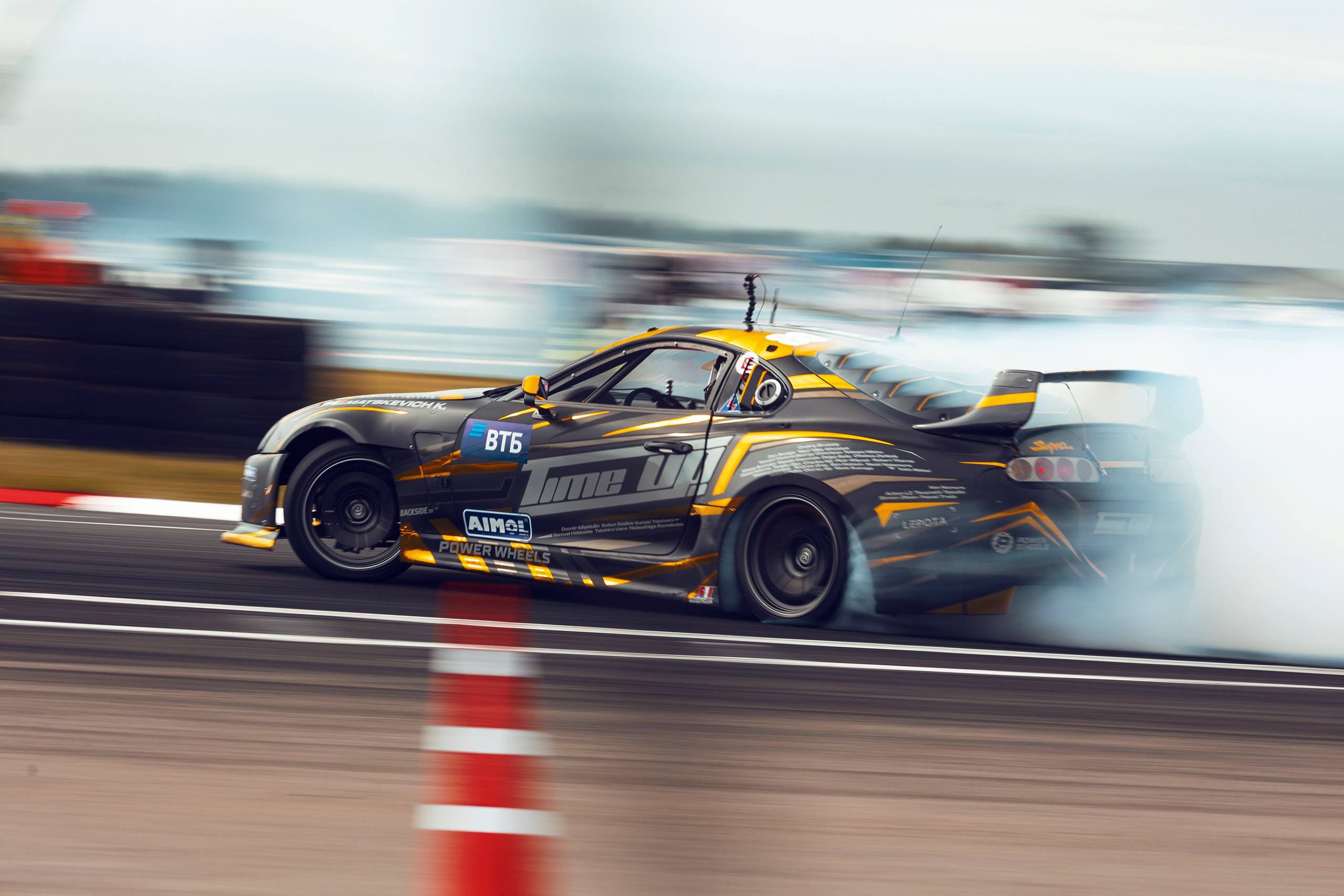 Автомобильный фотограф Иван Баринов