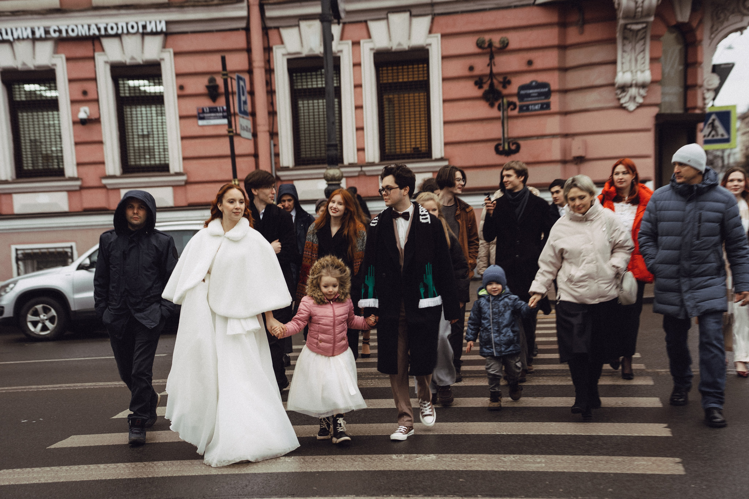 СВАДЕБНАЯ СЬЕМКА ВО ВТОРОМ ДВОРЦЕ С ГОСТЯМИ И ПРОГУЛКА В ТАВРИЧЕСКОМ САДУ. Профессиональный фотограф, Санкт-Петербург — Виктория Богомолова