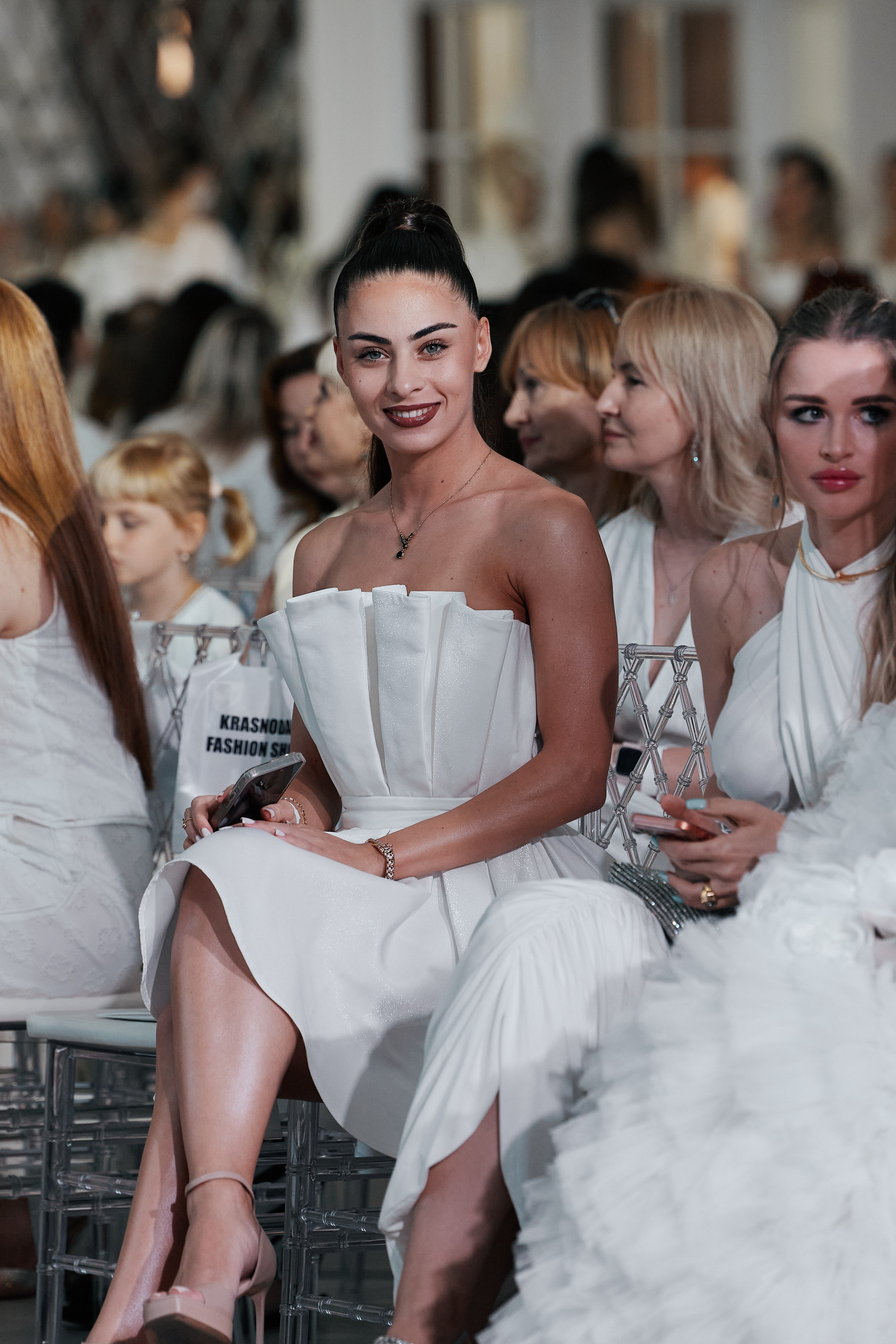 KRASNODAR FASHION WEEK 14.06. Свадебный репортажный фотограф краснодар максим дремов дрёмов фотосессия студия цена