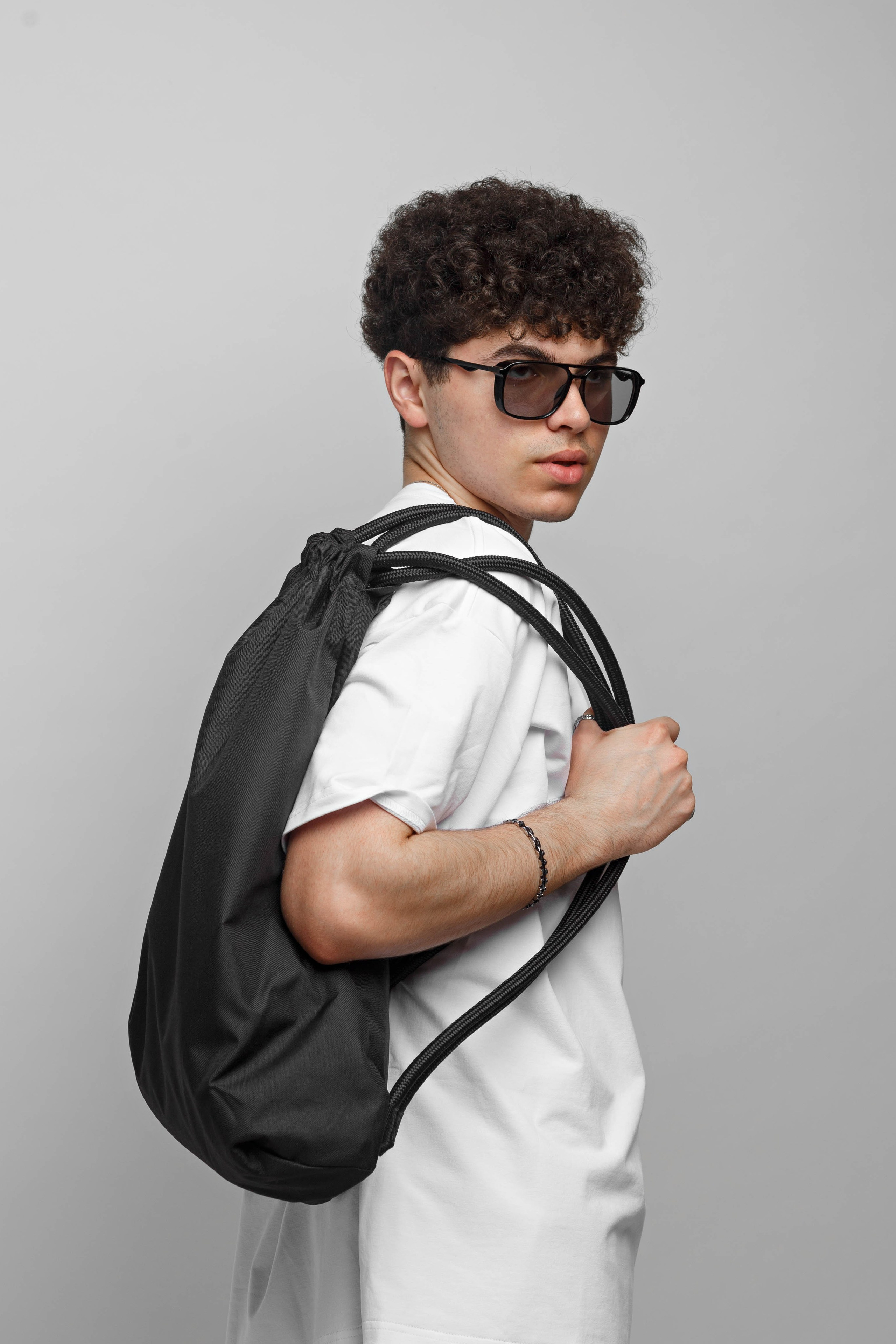 Реклама рюкзаков от Эдгара. Свадебный, предметный и портретный фотограф в Волгограде