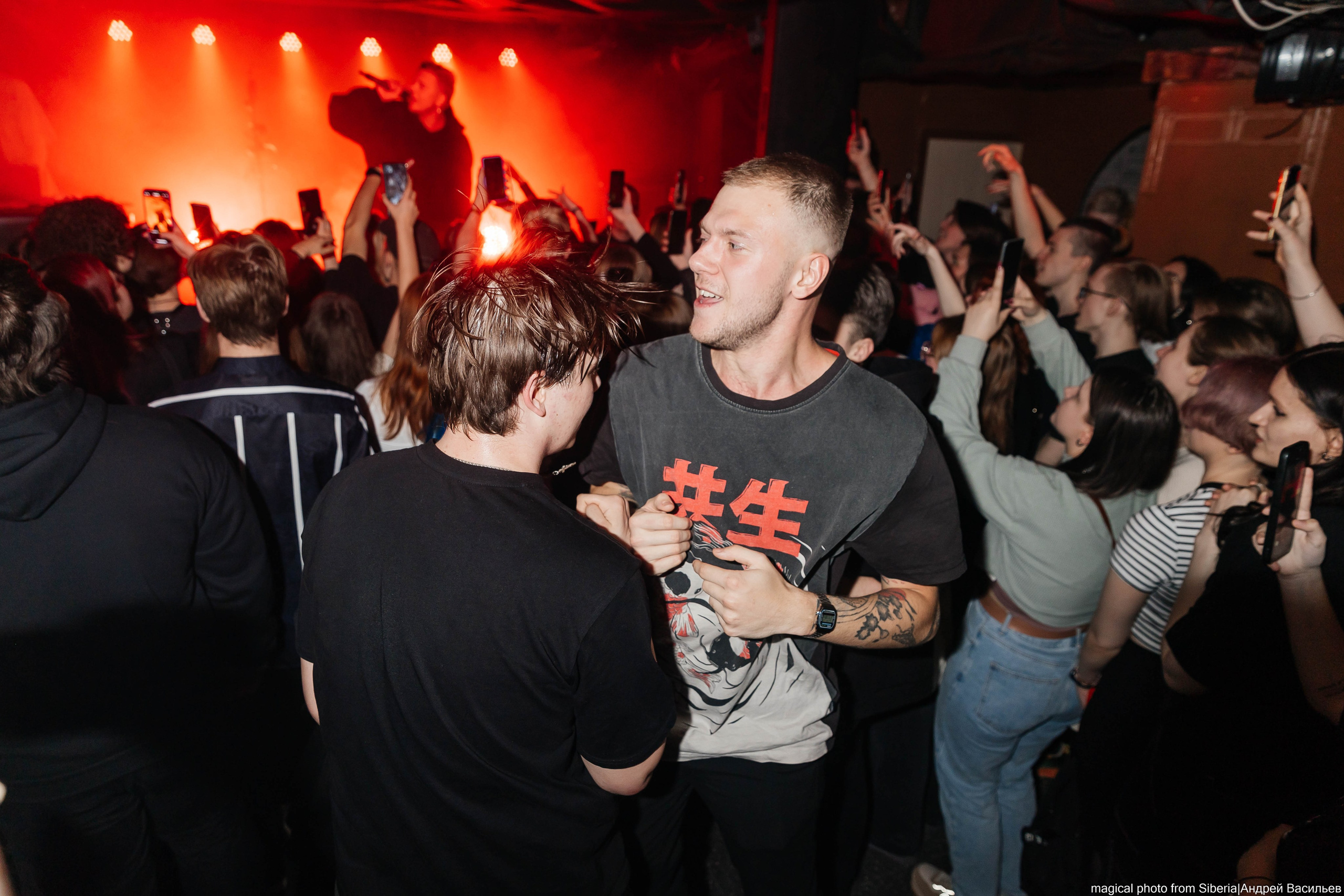 Playingtheangel. _Carpe diem_