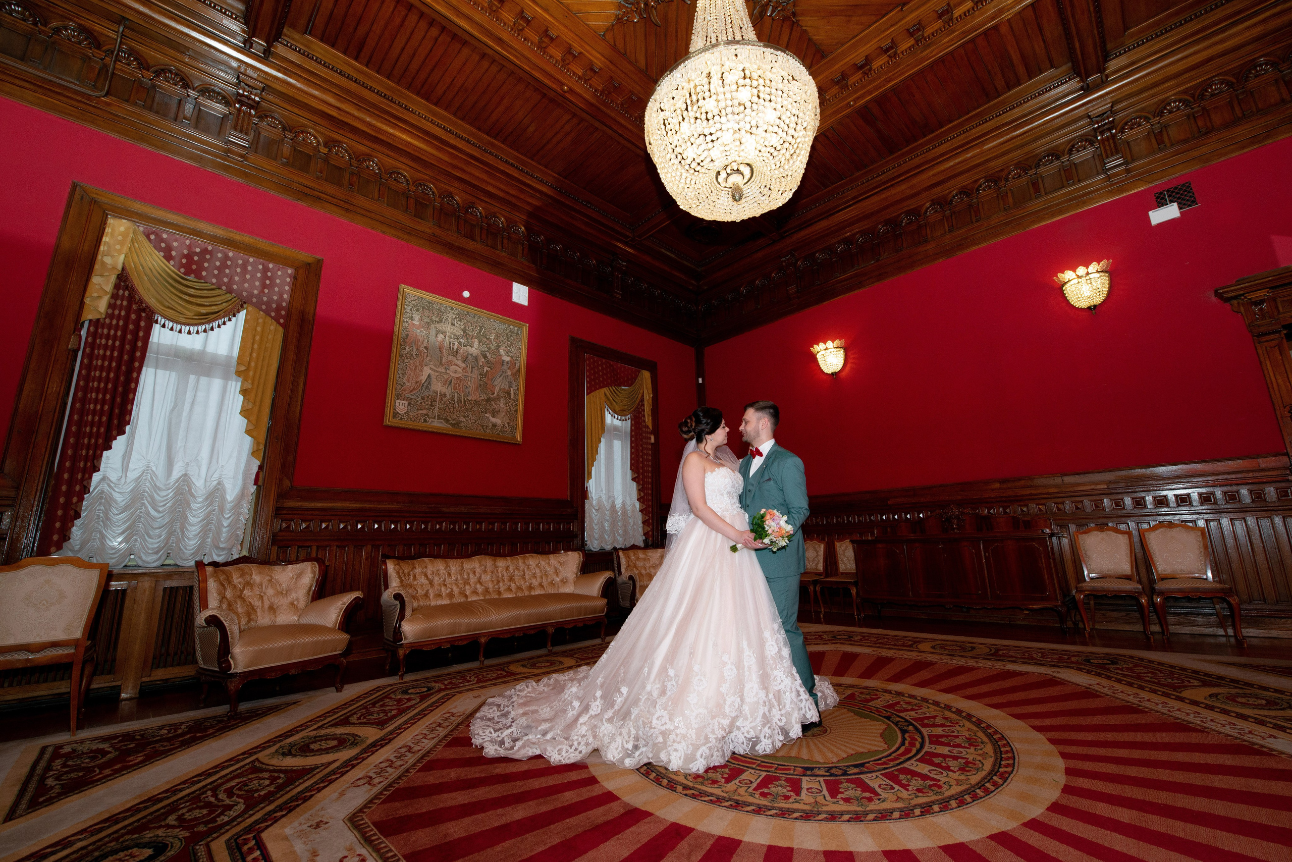 Самая красивая свадебная фотосессия в Эрмитаже. Лучшие свадебные фотографии в Эрмитажа. Портретный, семейный и свадебный фотограф в Санкт-Петербурге и в Пушкине Ширяев Денис