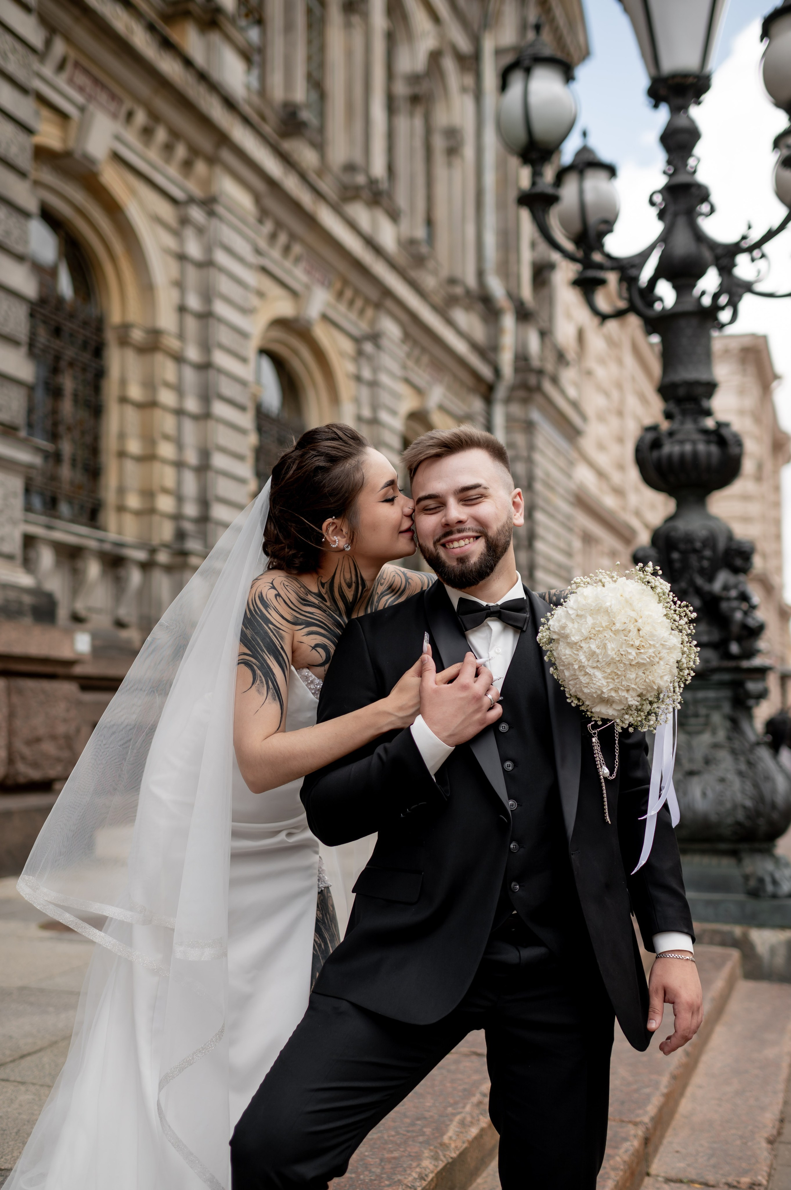 Диана и Евгений (маршрут № 1 в Питере: Исаакиевская площадь, красные маркизы Астории, набережная Мойки, Дворец Штиглица и Летний сад). Портретный, семейный и свадебный фотограф в Санкт-Петербурге и в Пушкине Ширяев Денис