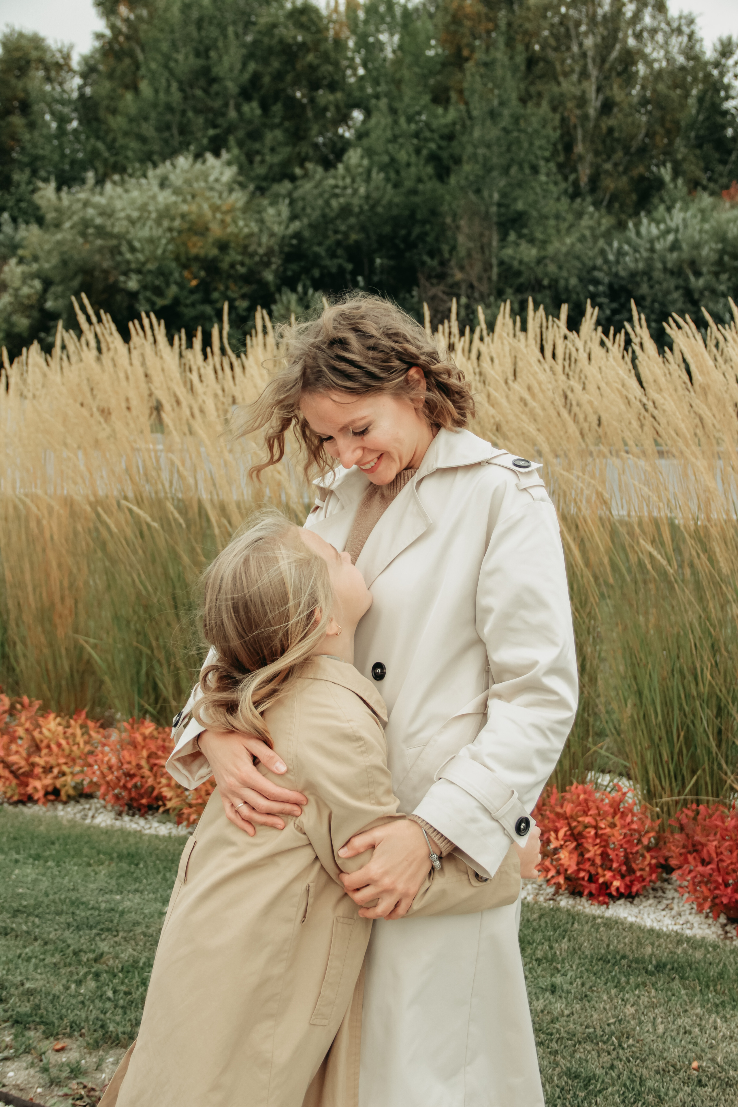 Оля и Лера прогулка. Фотограф в Екатеринбурге Катерина Березина