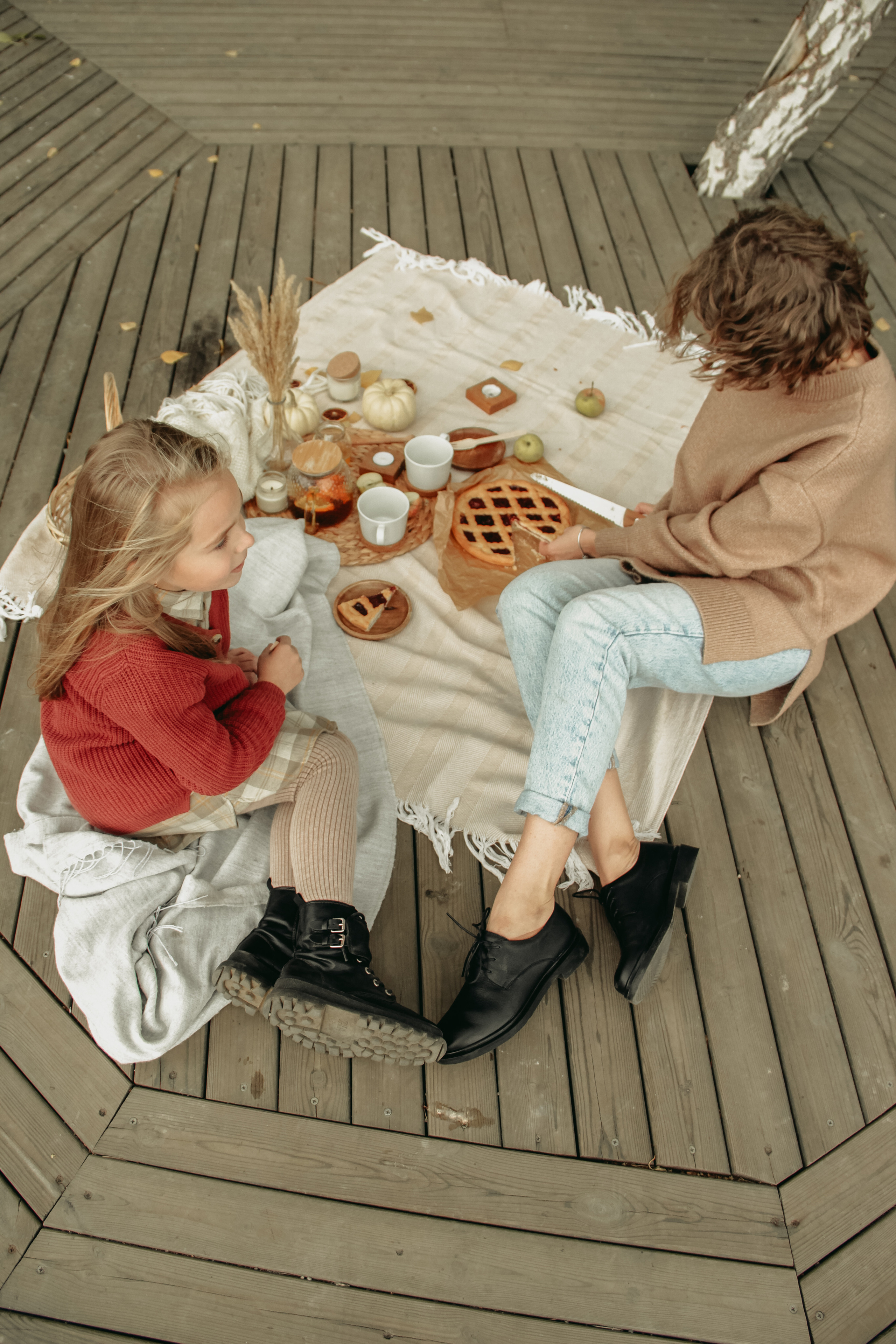 Оля и Лера прогулка. Фотограф в Екатеринбурге Катерина Березина