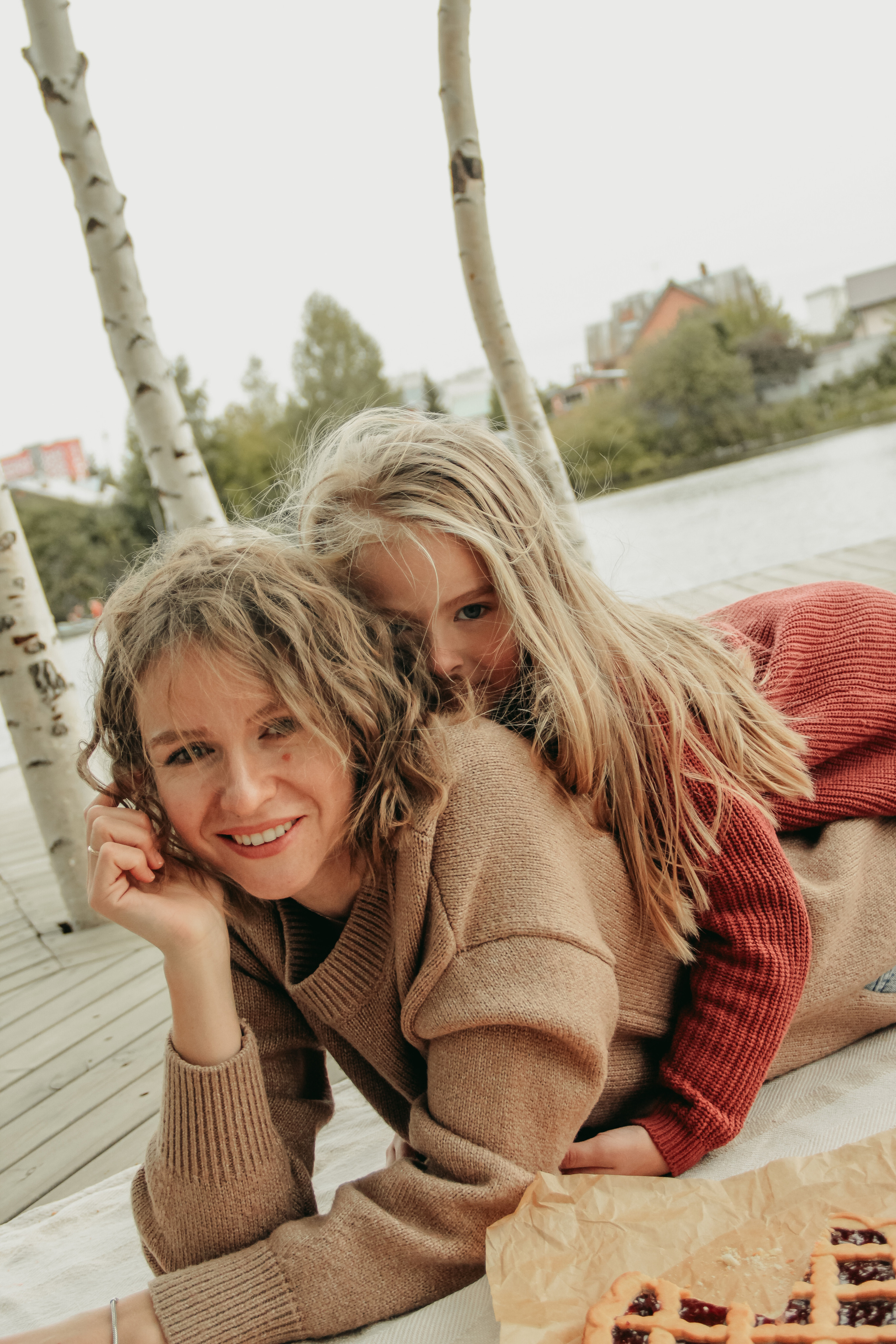 Оля и Лера прогулка. Фотограф в Екатеринбурге Катерина Березина