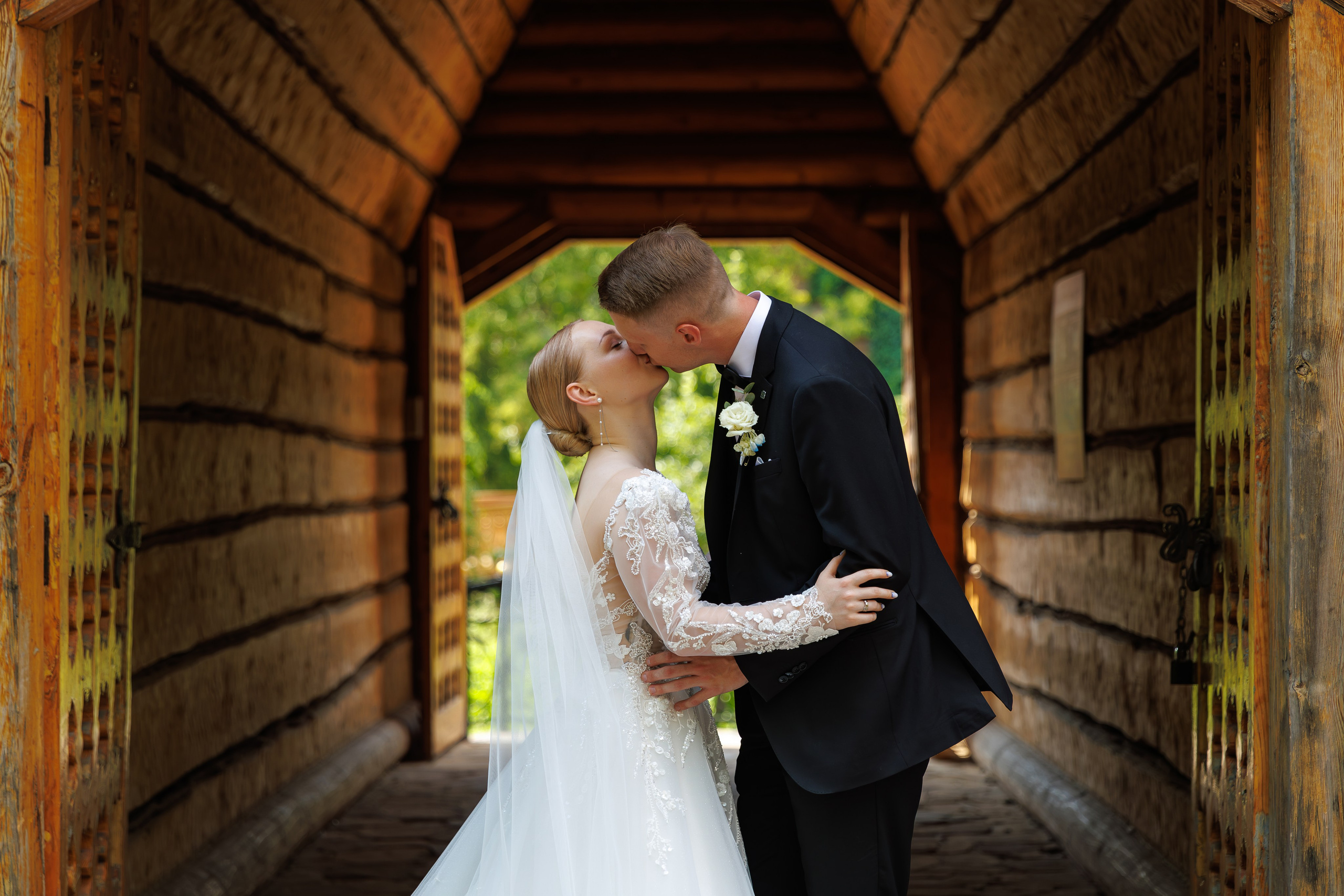 Свадебная фотосессия в Измайловском кремле. Свадебный фотограф Москва и МО Сергей Киржаев