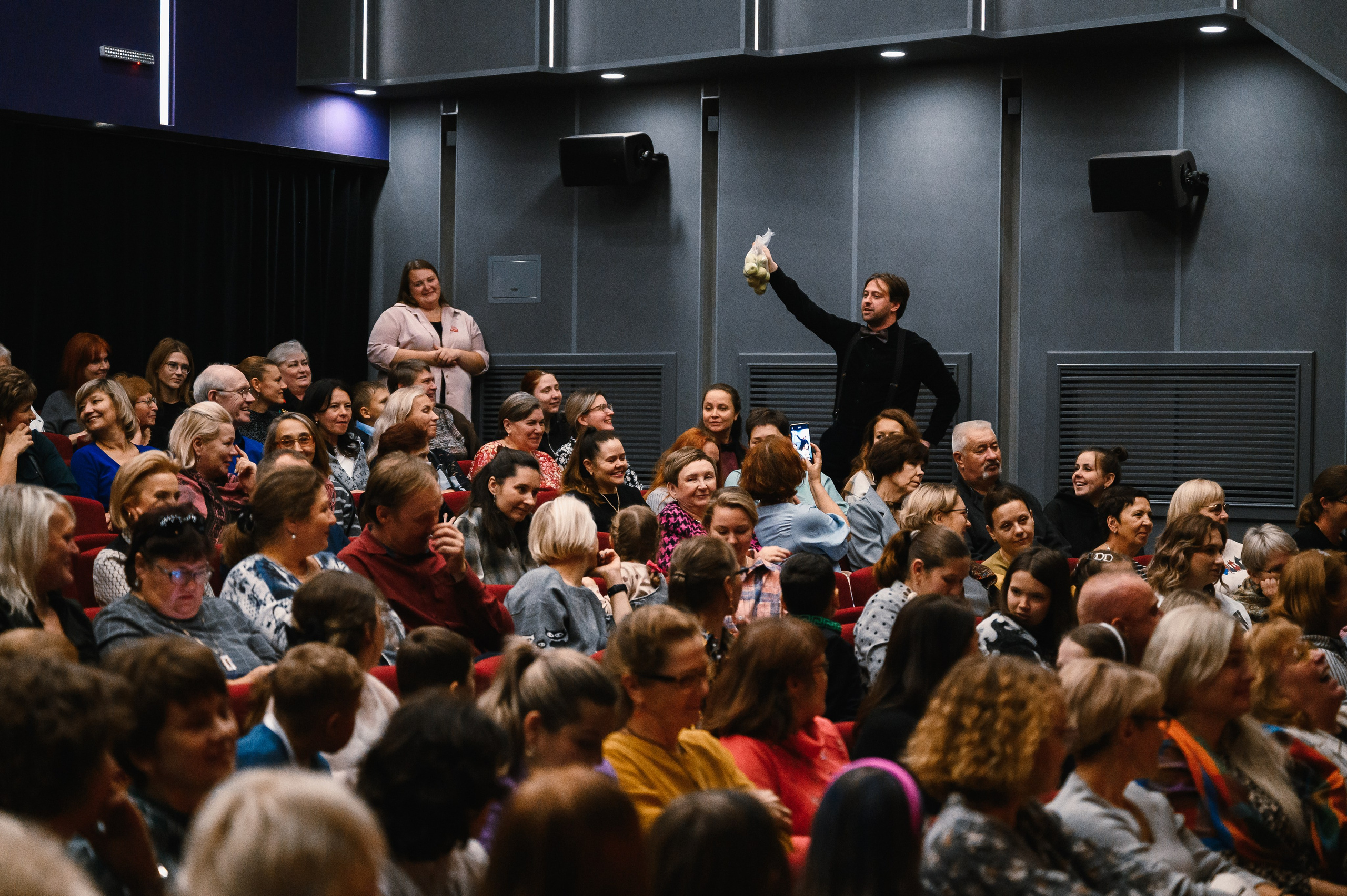 Театр кукол: «Птифуры. Бабушки». Свадебный и просто хороший фотограф в Челябинске