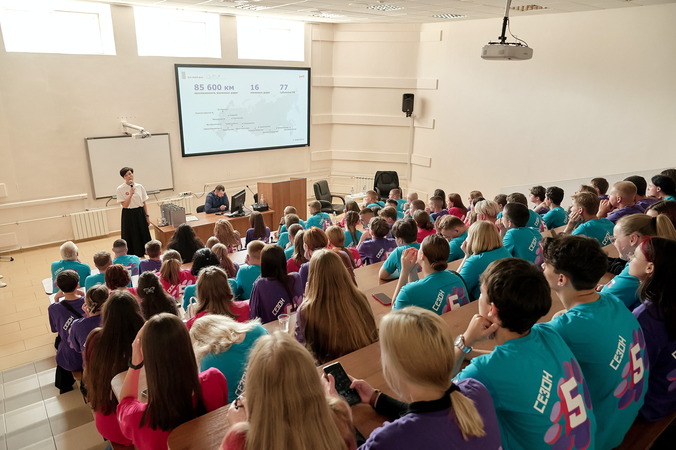 Большая перемена. Фотограф Яковлев Роман — Красноярск