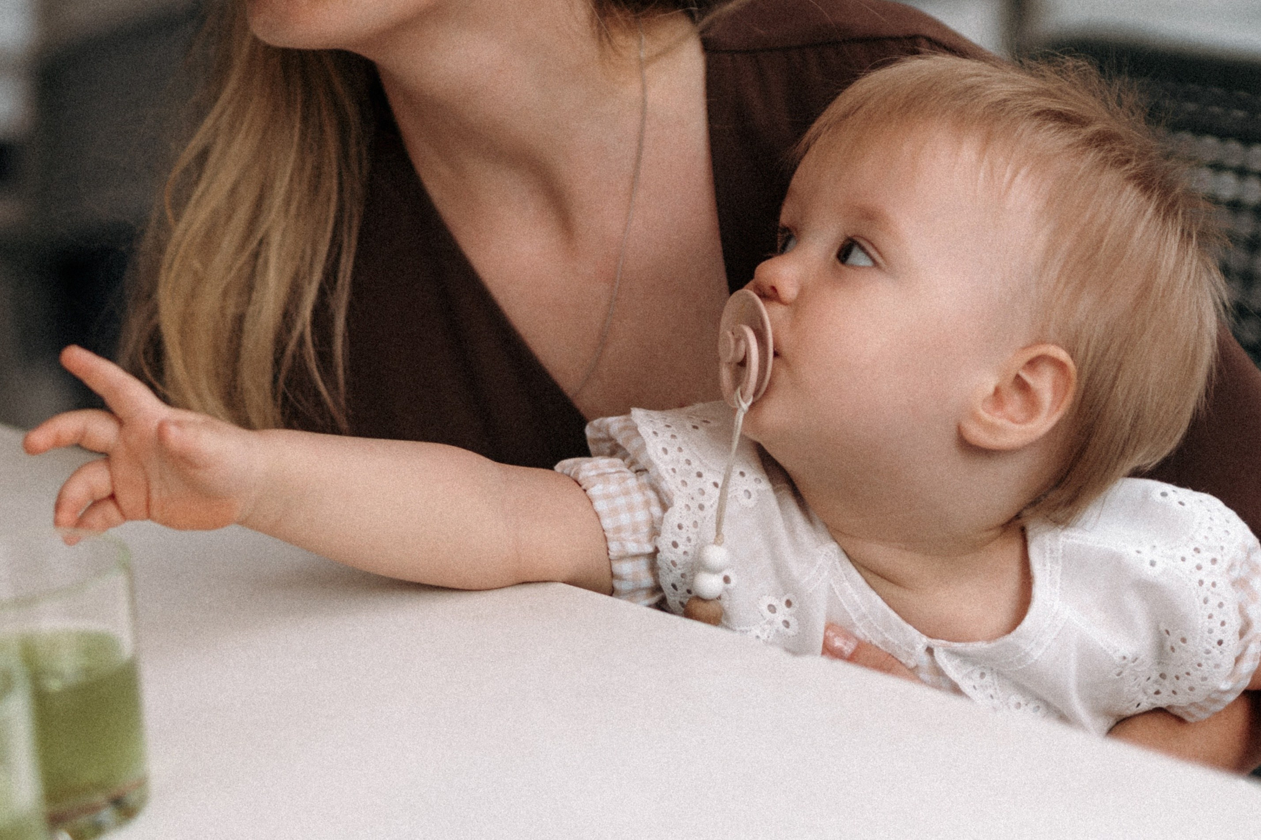 Семейная фотосессия на берегу реки для Миши, Тани, Сони и Таи. Свадебный фотограф в Тамбове Павел Четвертков