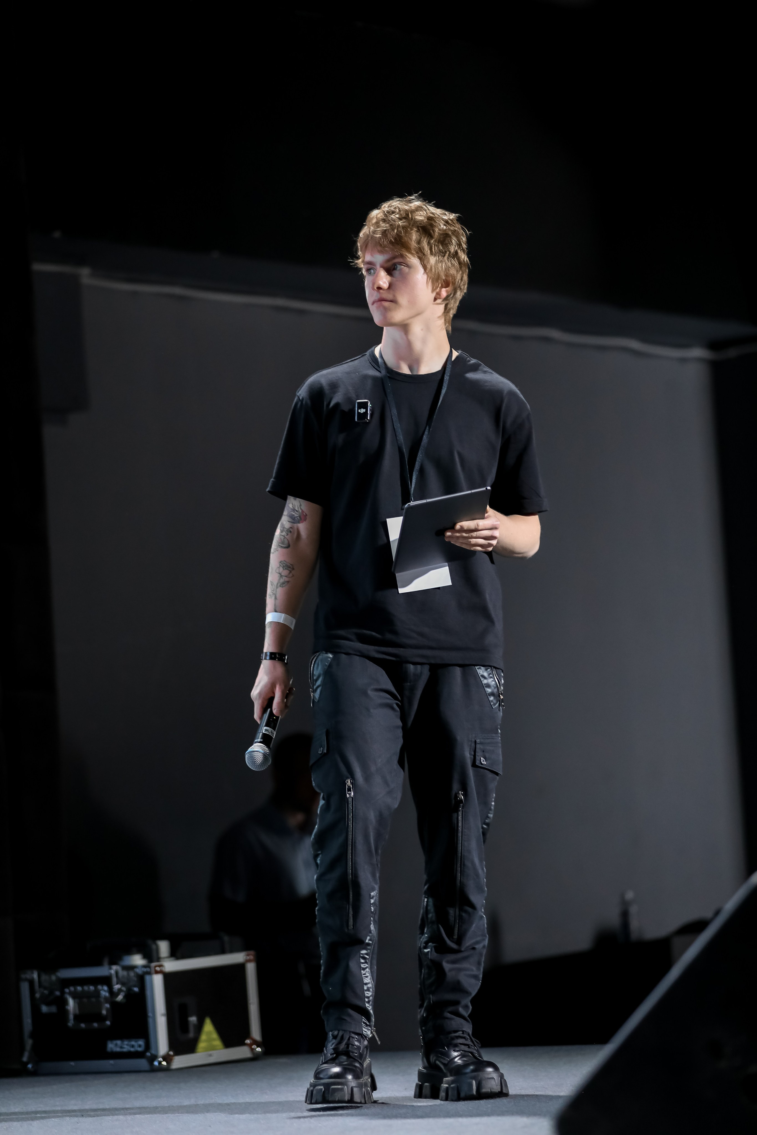 ФЛАГМАН / ГЛАВНЫЕ СПИКЕРЫ ОЛЕГ ТОРБОСОВ / СТАС ЕГОВЦЕВ. Photographer Viktoriya Markushina «My world throug»