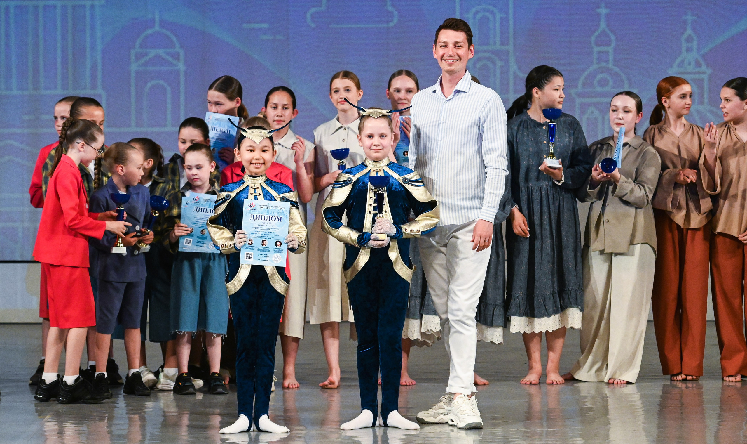 02.06.2025 «АртКомпас» Всероссийский фестиваль талантов «Невские встречи» г. Санкт-Петербург. Медиастудия Фото Концепт