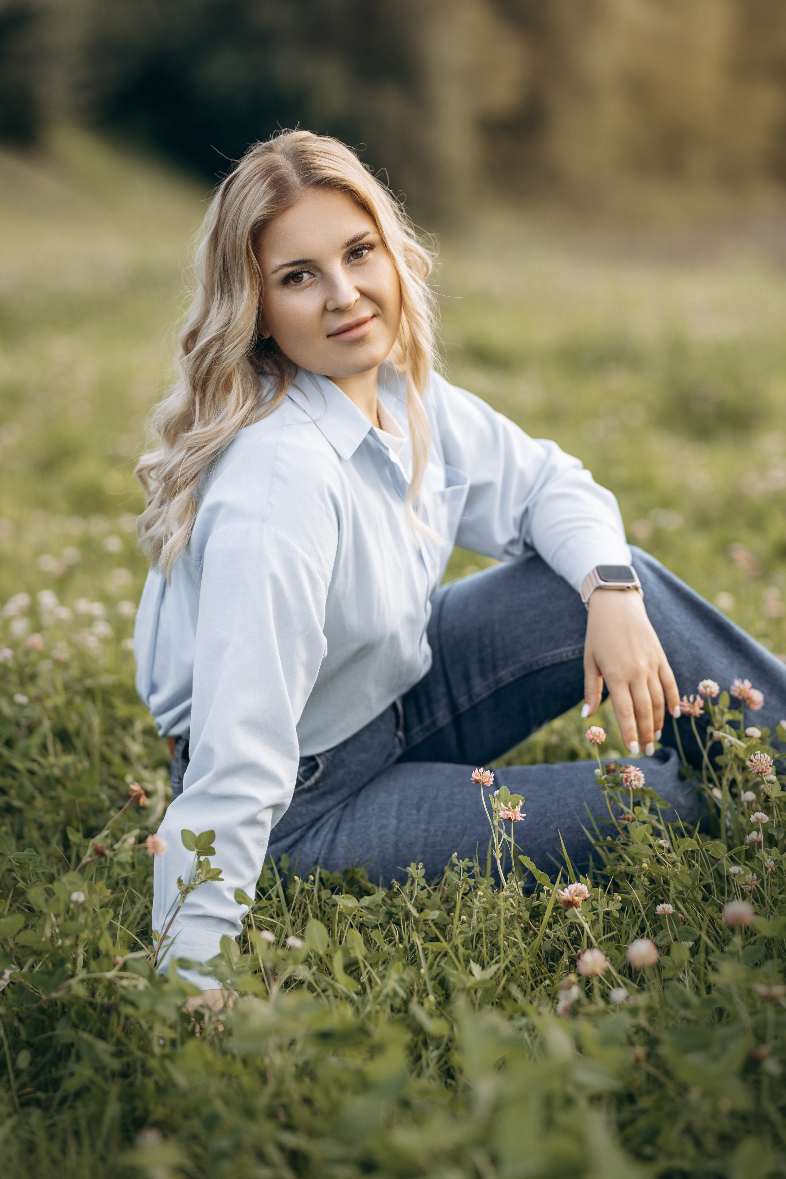 Хотели фотографироваться в рулонах, но получилась прогулка по городу......и это даже к лушему. Детский фотограф в Дубне и Кашине Елена Карпушина