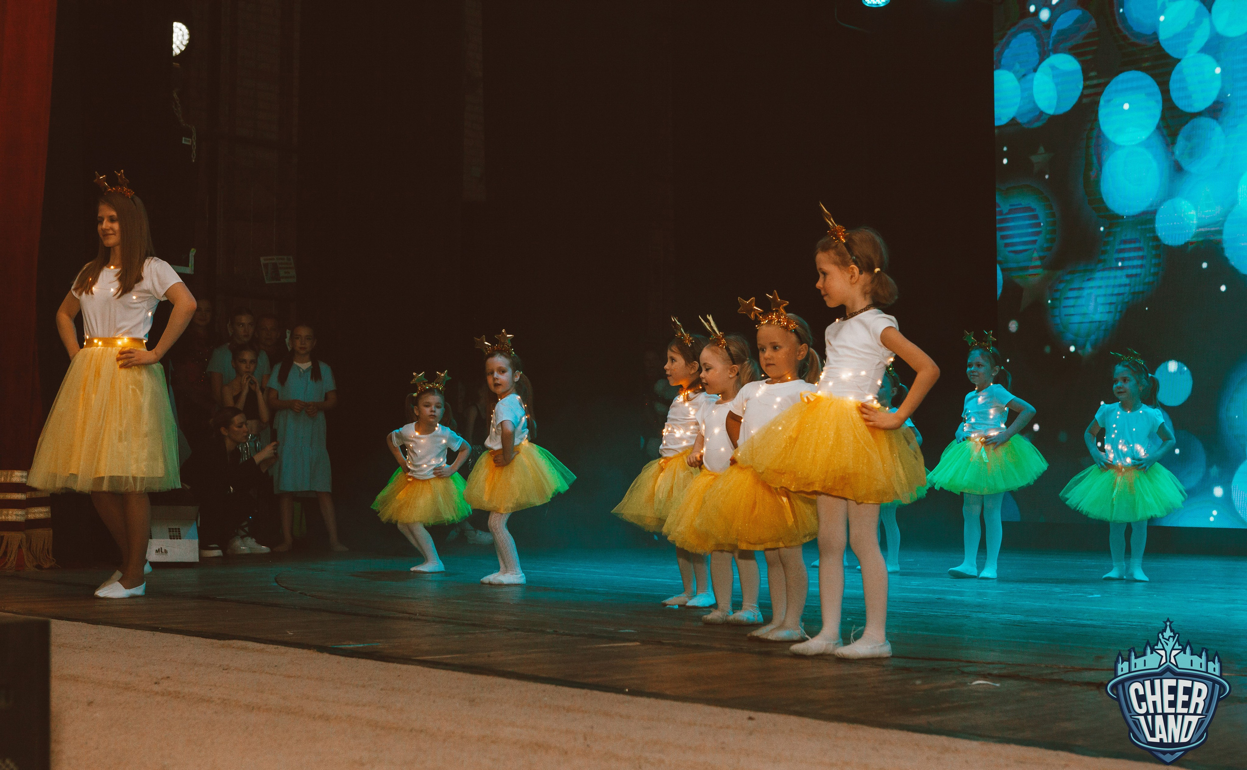 КОСМИЧЕСКОЕ НОВОГОДНЕЕ ПУТЕШЕСТВИЕ «CHEER LAND». Репортажный, семейный, свадебный, портретный фотограф