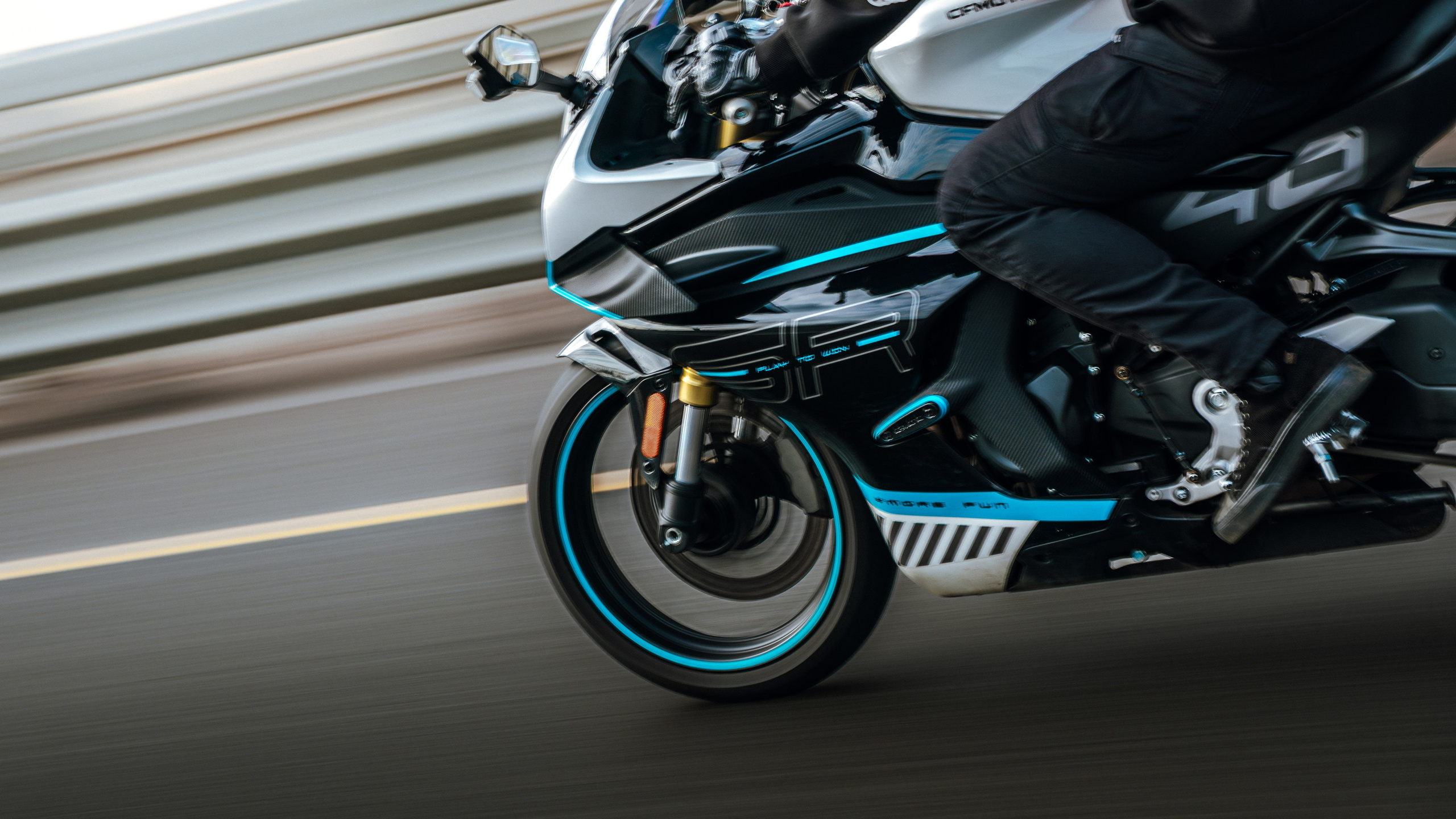 CFMOTO 450sr. Valya Fleks