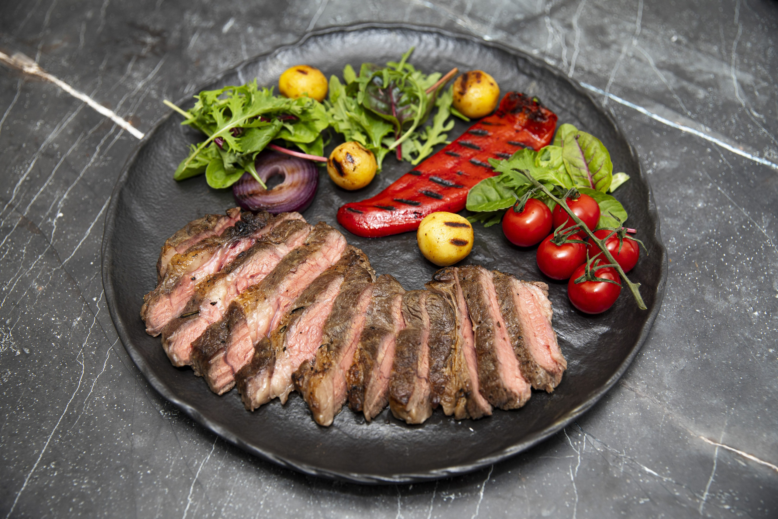 Простая съёмка блюд. Фуд-фотограф Илья Милоданов съемка в Москве и Московской области