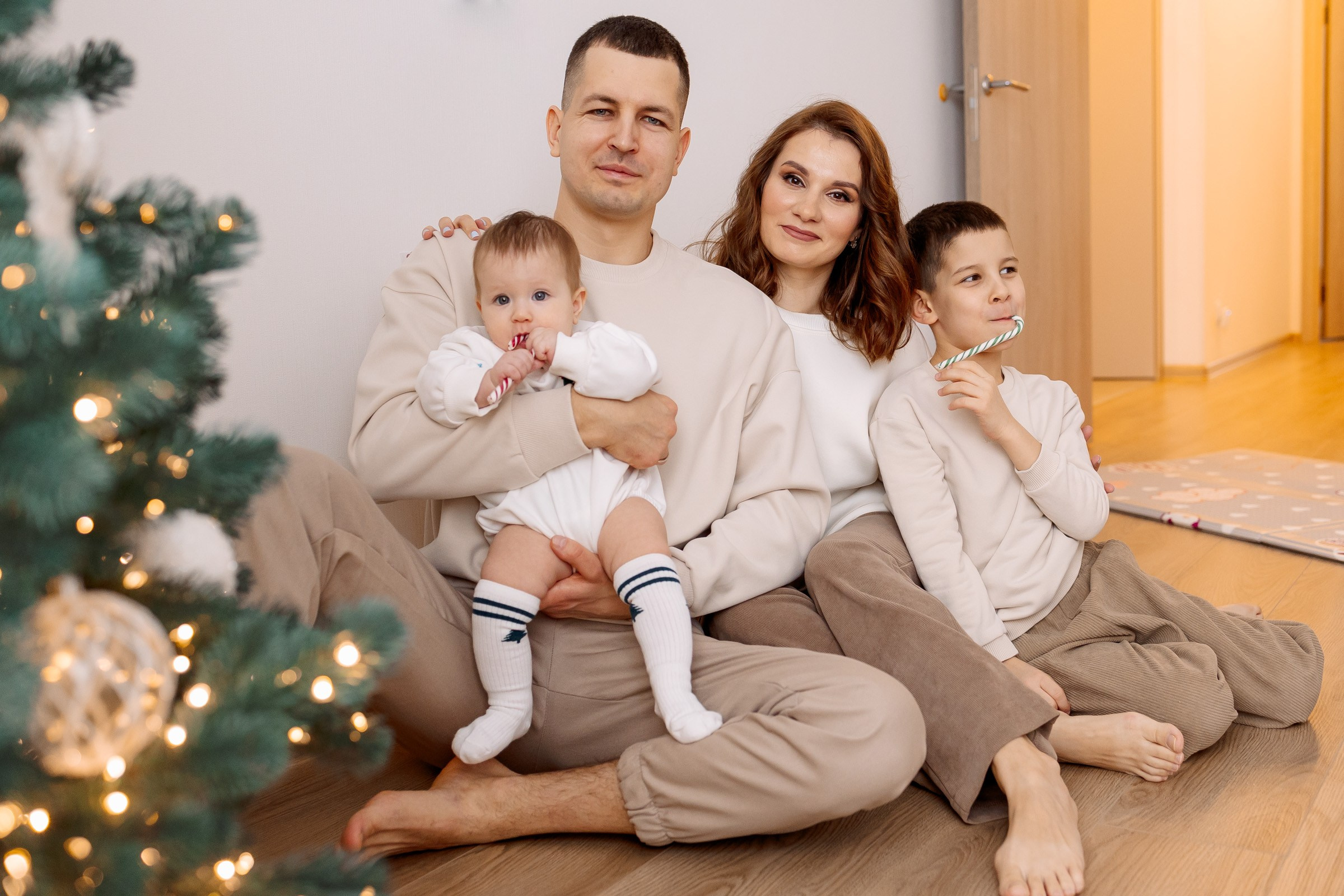 Домашняя Новогодняя история. Семейный Фотограф в Москве Евгения Симоненко