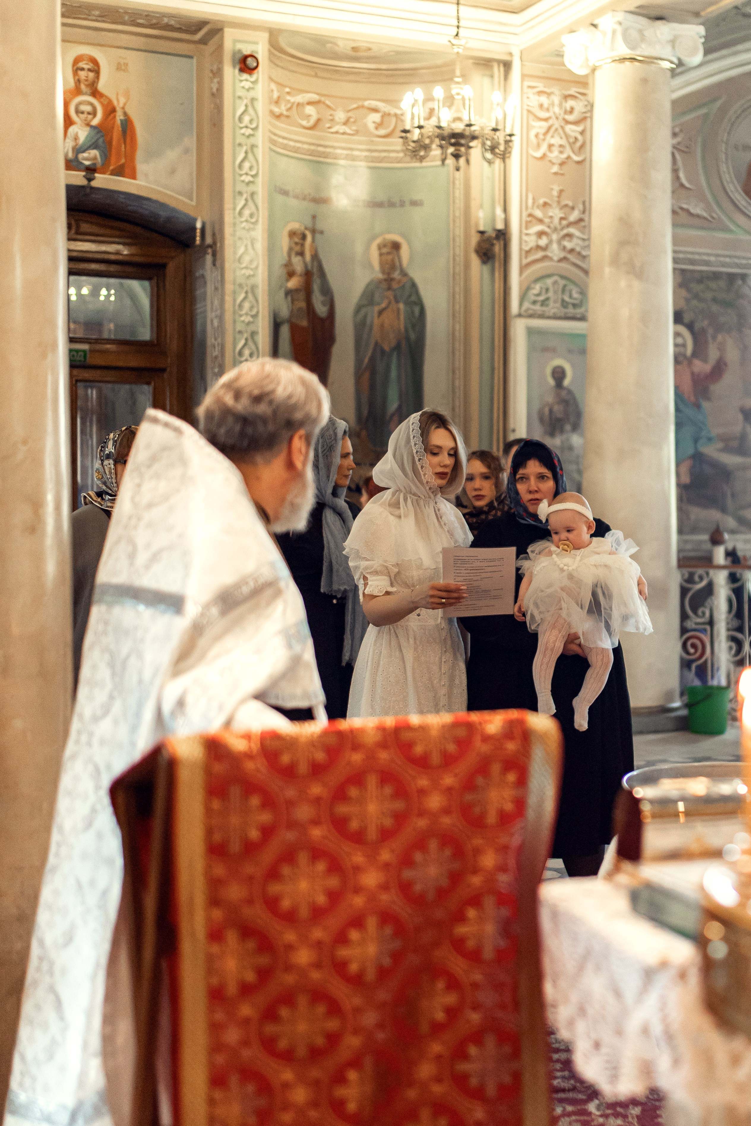 Крещение в Храме Веры, Надежды, Любови и матери их Софии. Профессиональный фотограф в Москве и Мо Мария Шантарёва