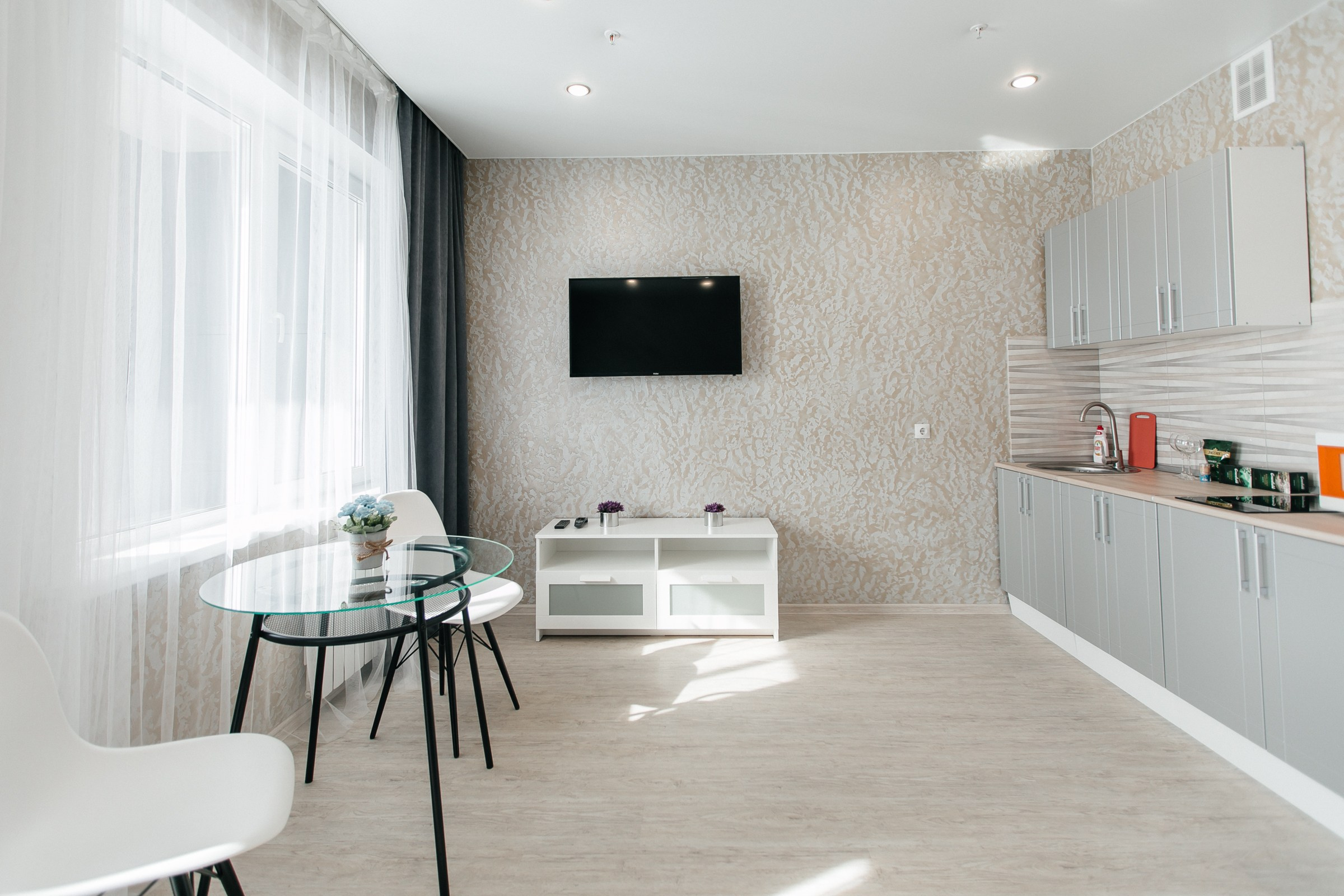 Обская, 46/2 (ApartRiver). Душевный фотограф Ваших самых ярких событий Марина Погребняк