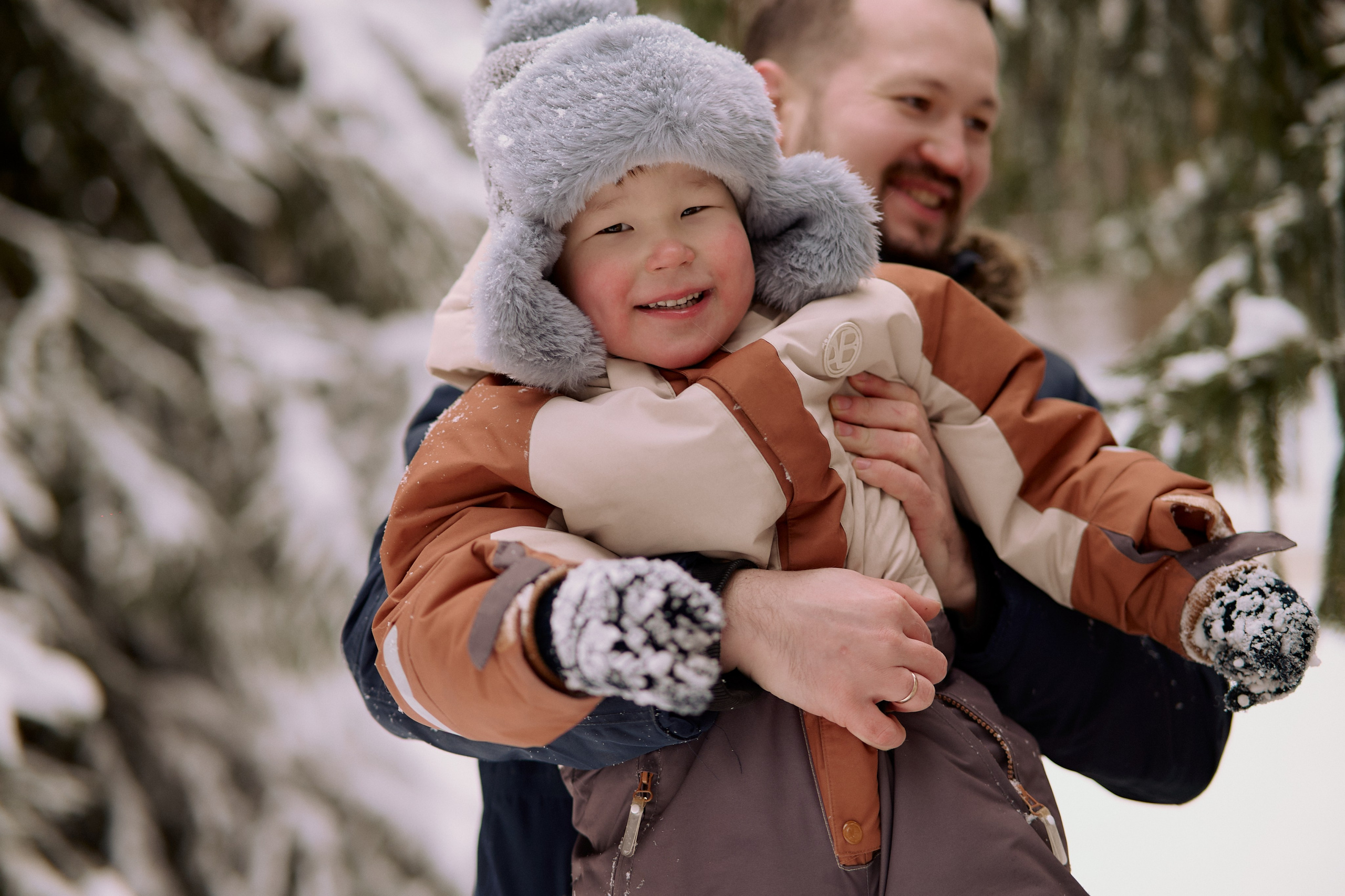 Паша, Света и Марк на зимней прогулке. Семейный и свадебный lifestyle-фотограф в Москве Мария Петрова