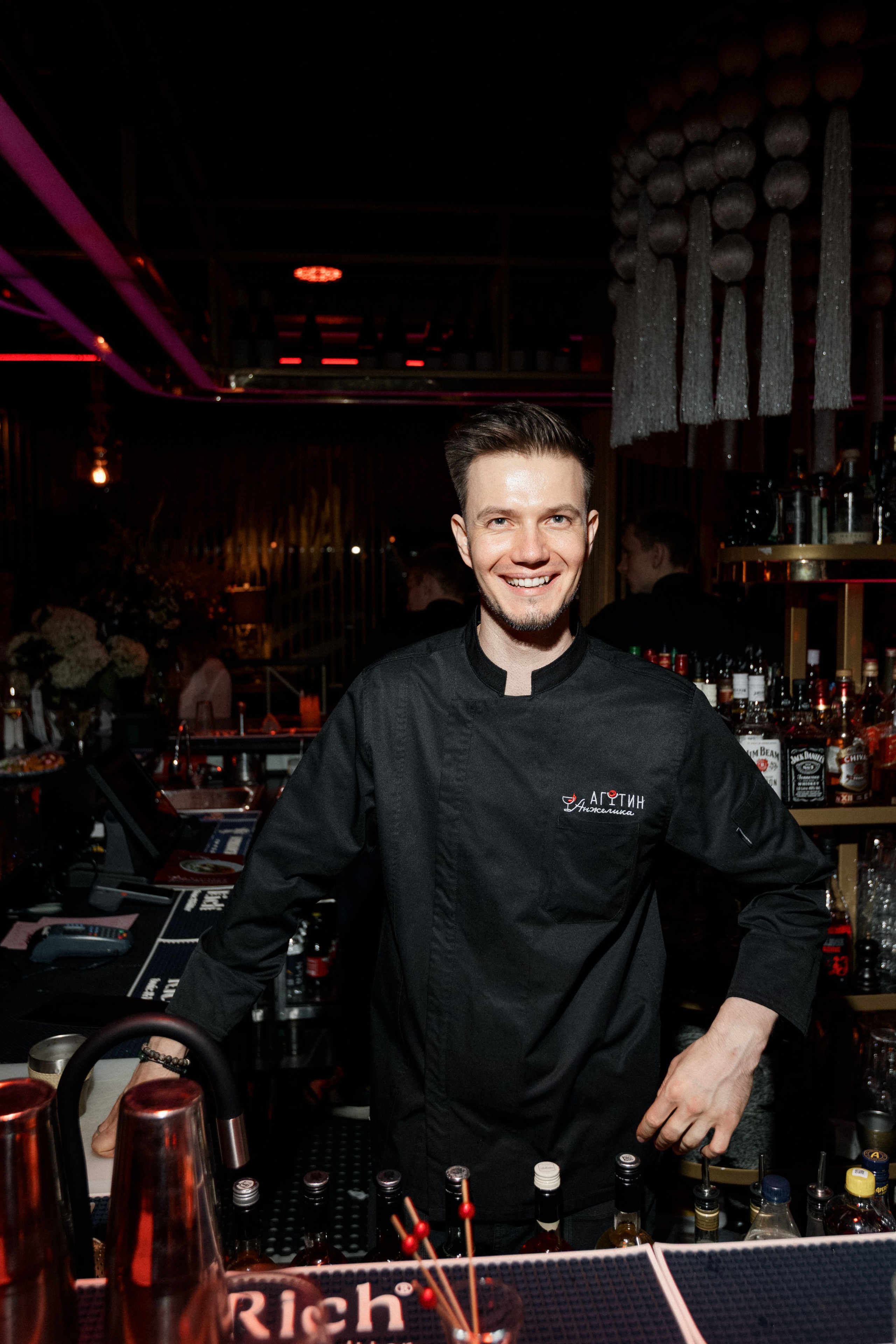 ELE AMU x PLUM — Показ новой коллекции брендов. СВОИ. ФОТООТЧЕТЫ-СОБЫТИЯ-МЕСТА