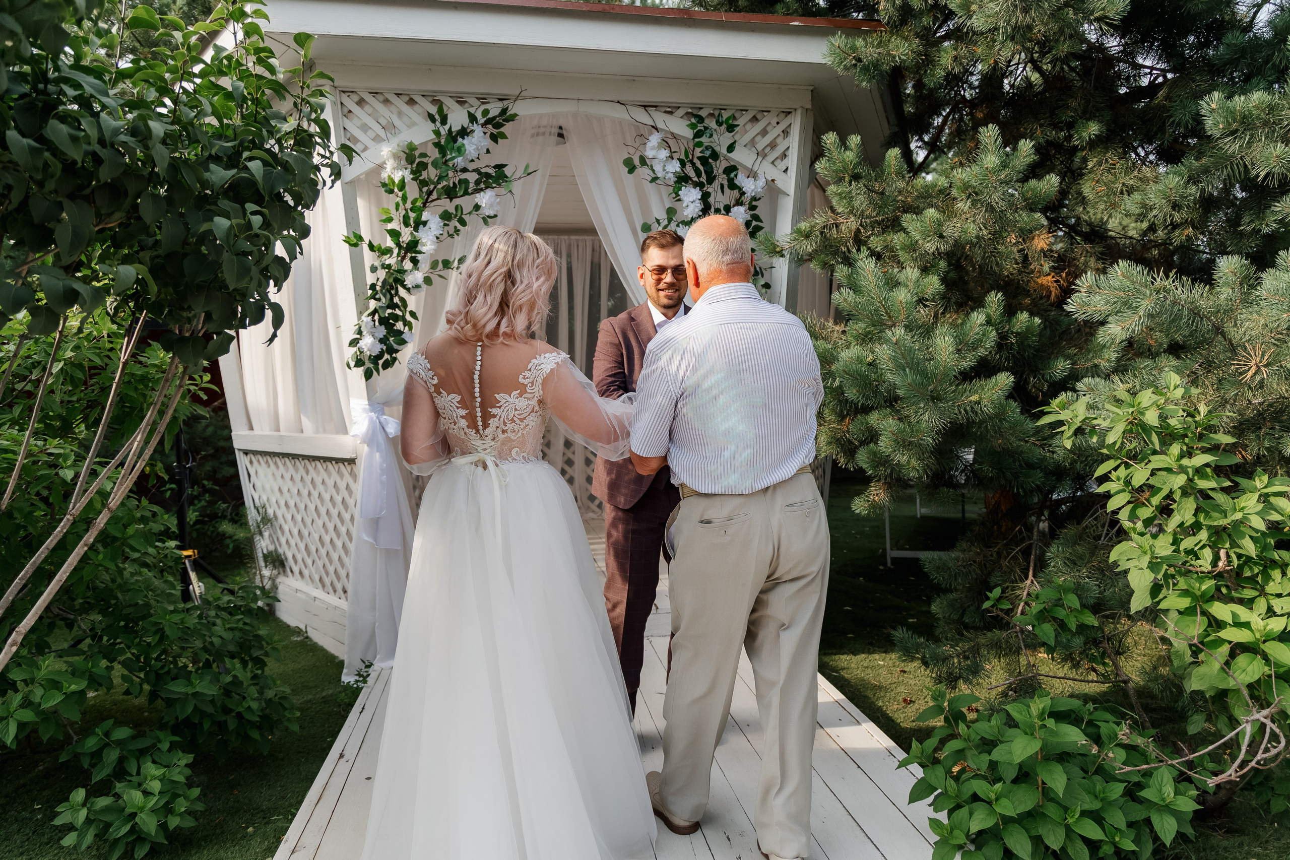 Максим и Юля. Дом офицеров. Свадебный фотограф в Хабаровске